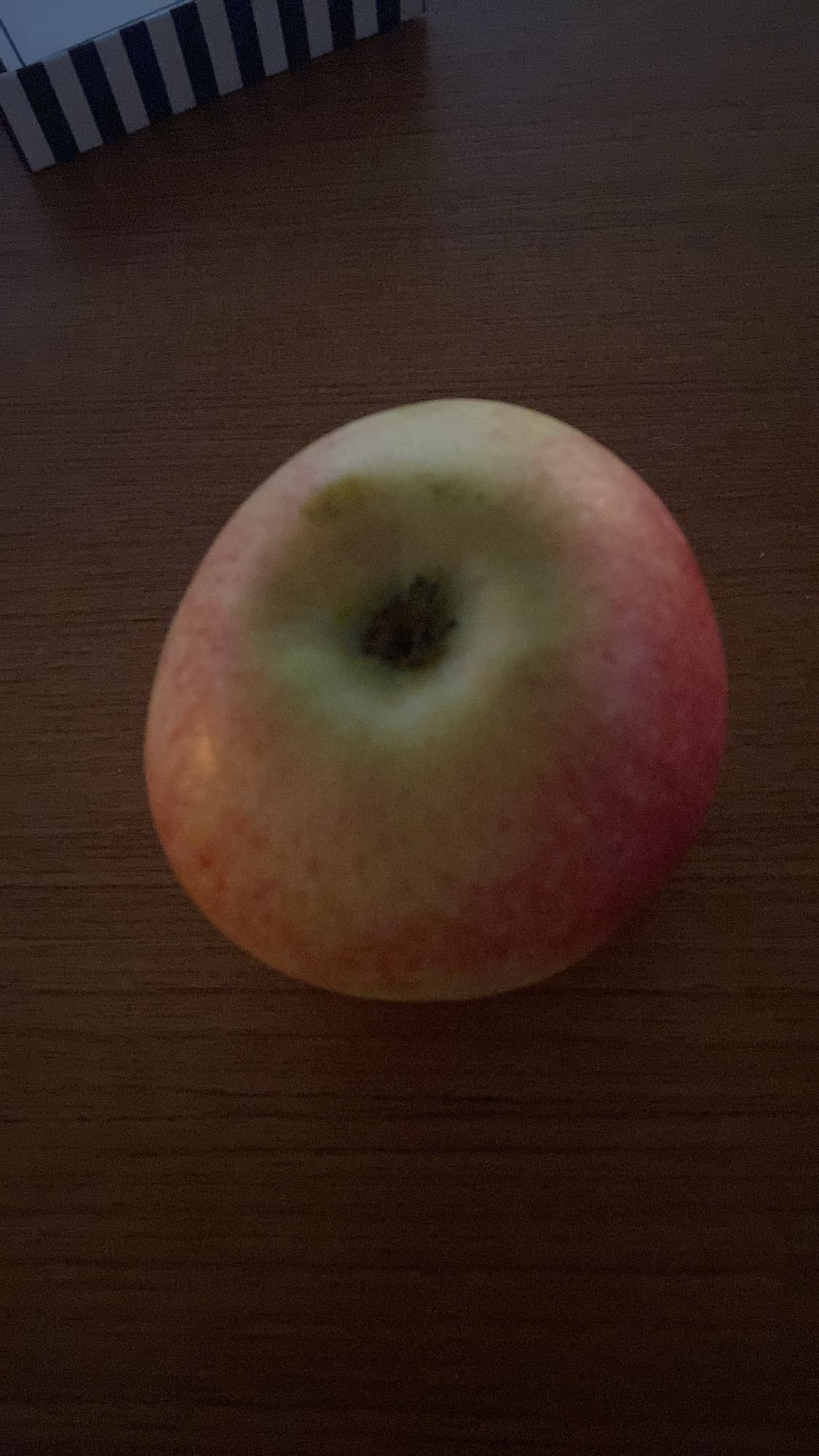 Äpple