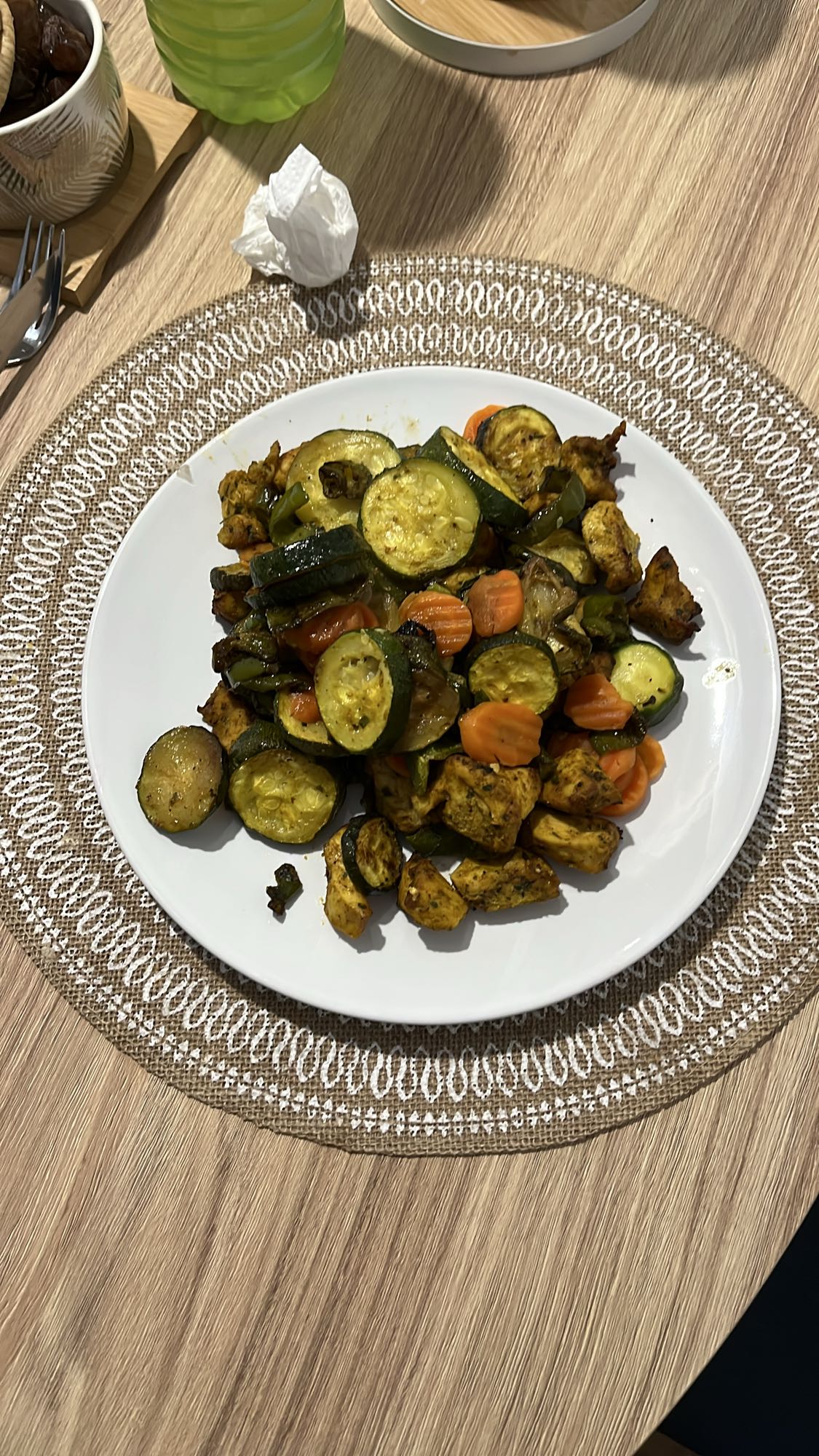 Poulet aux légumes sautés