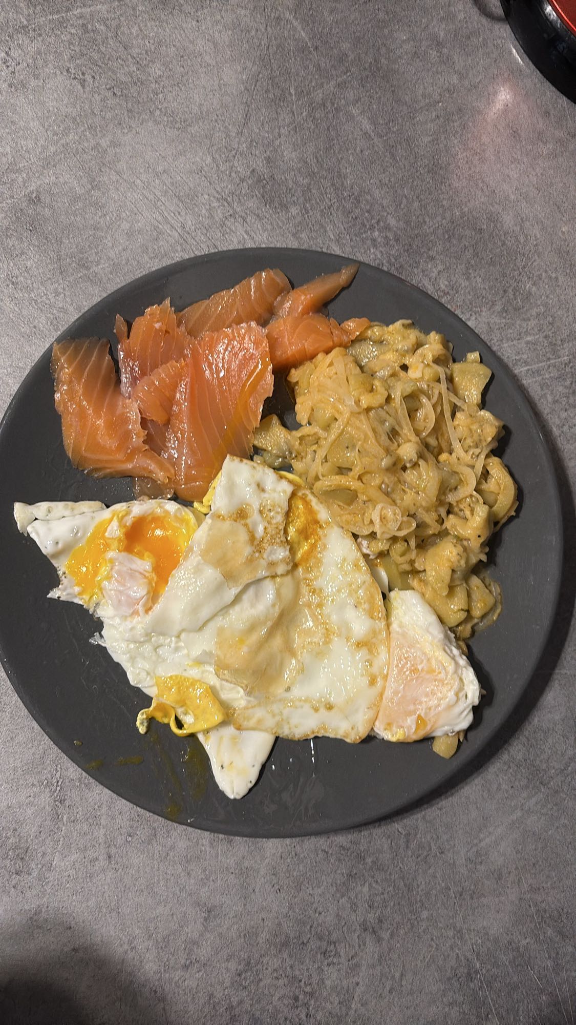 Oeufs et saumon fumé