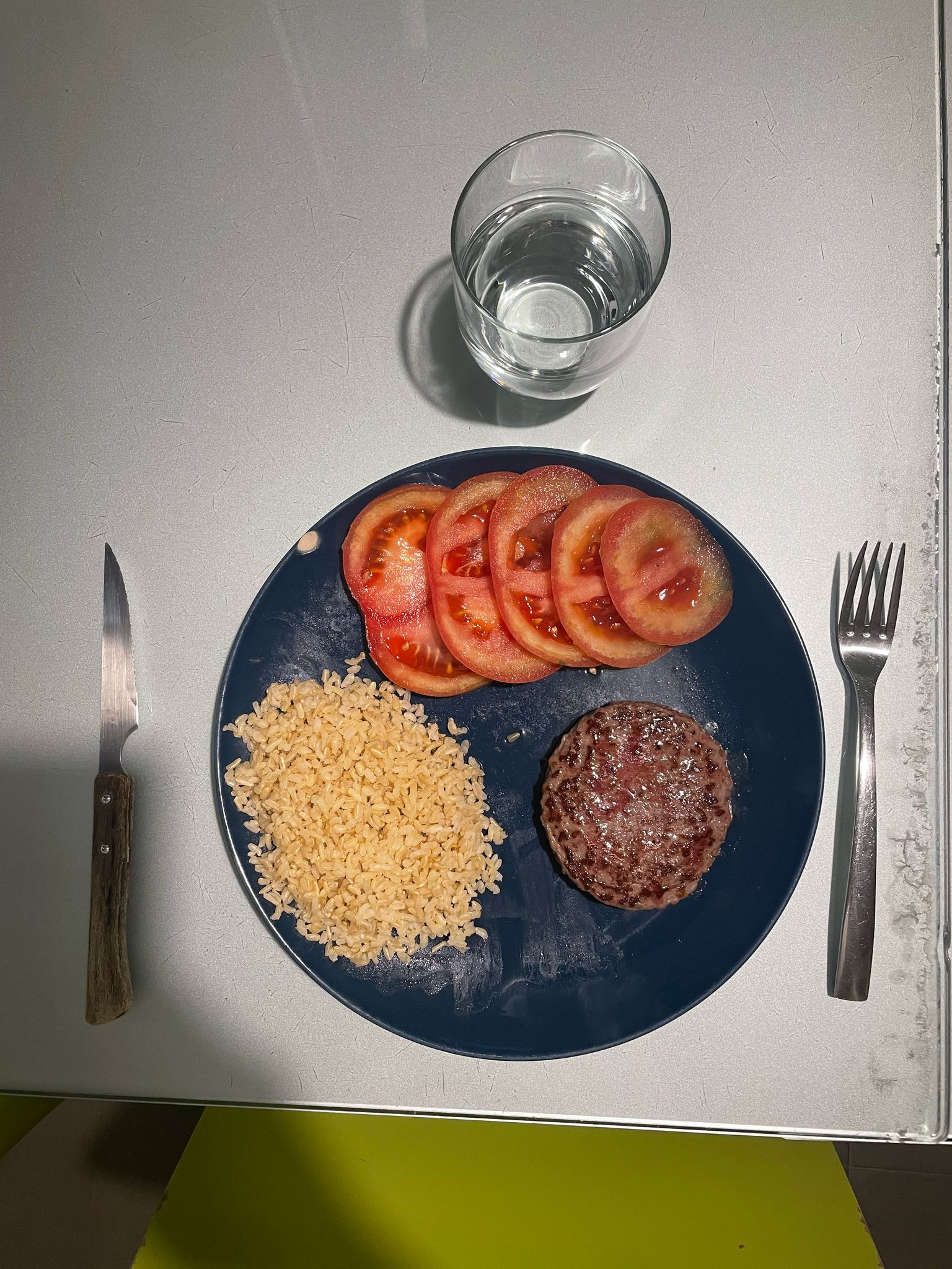 Hamburguesa con arroz