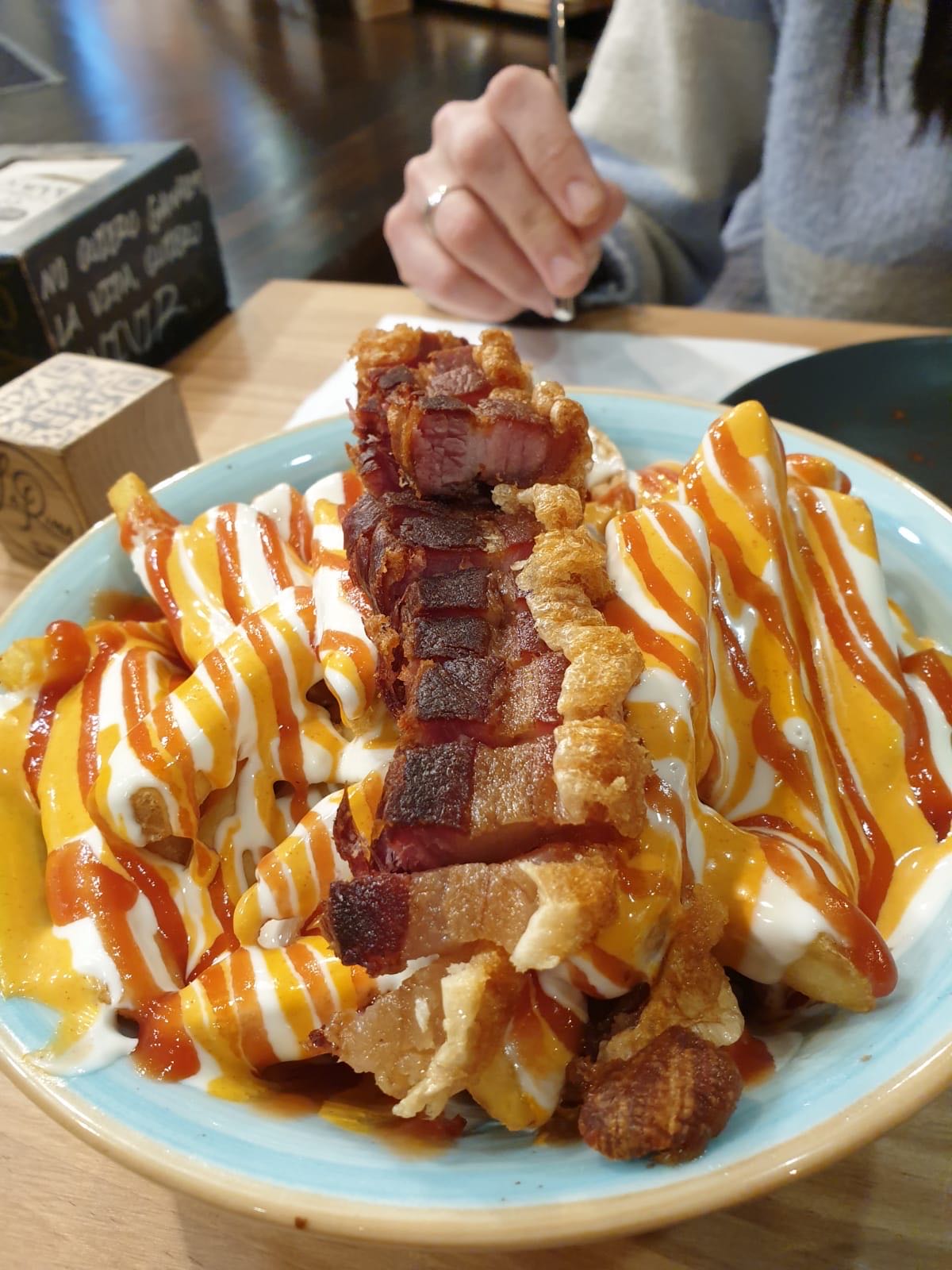 Papas con chicharrón