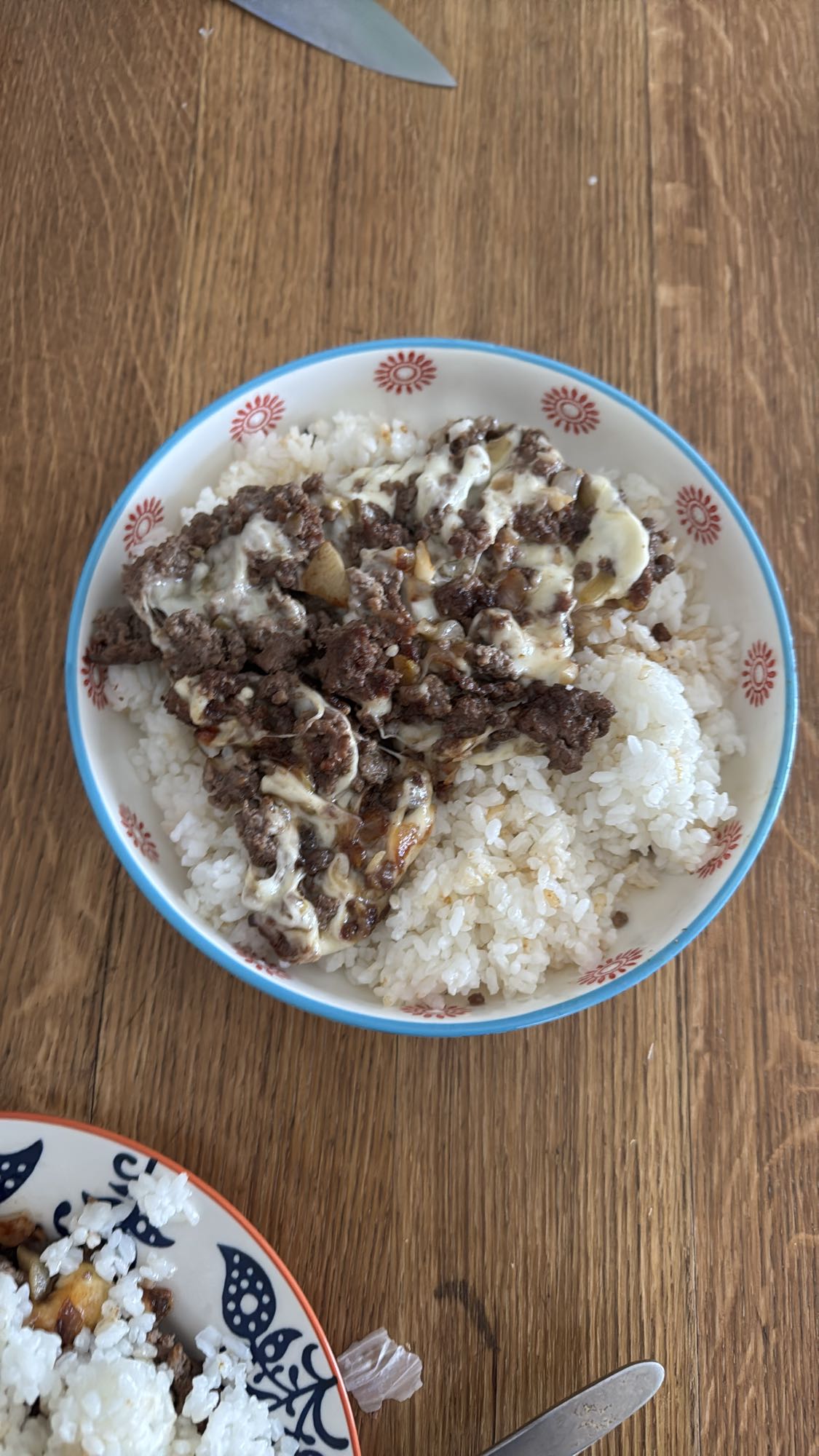 Cheesy Beef Rice Bowl