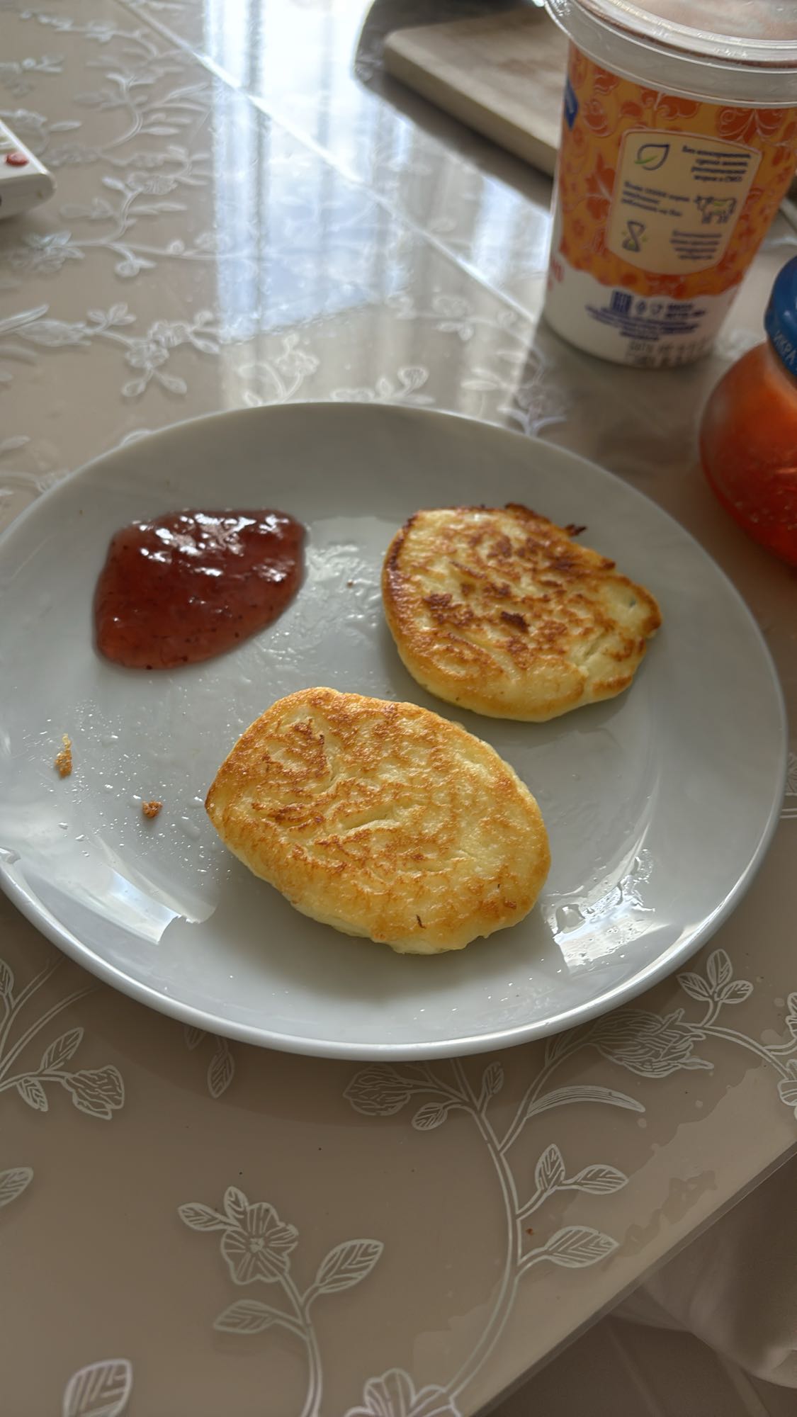 Сырники с вареньем