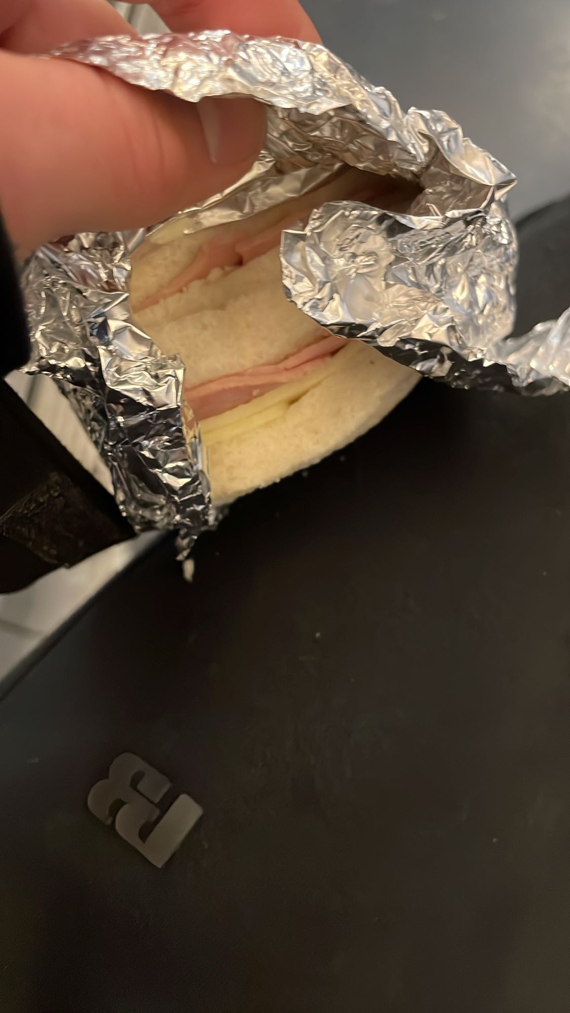 Sandwich jambon-fromage