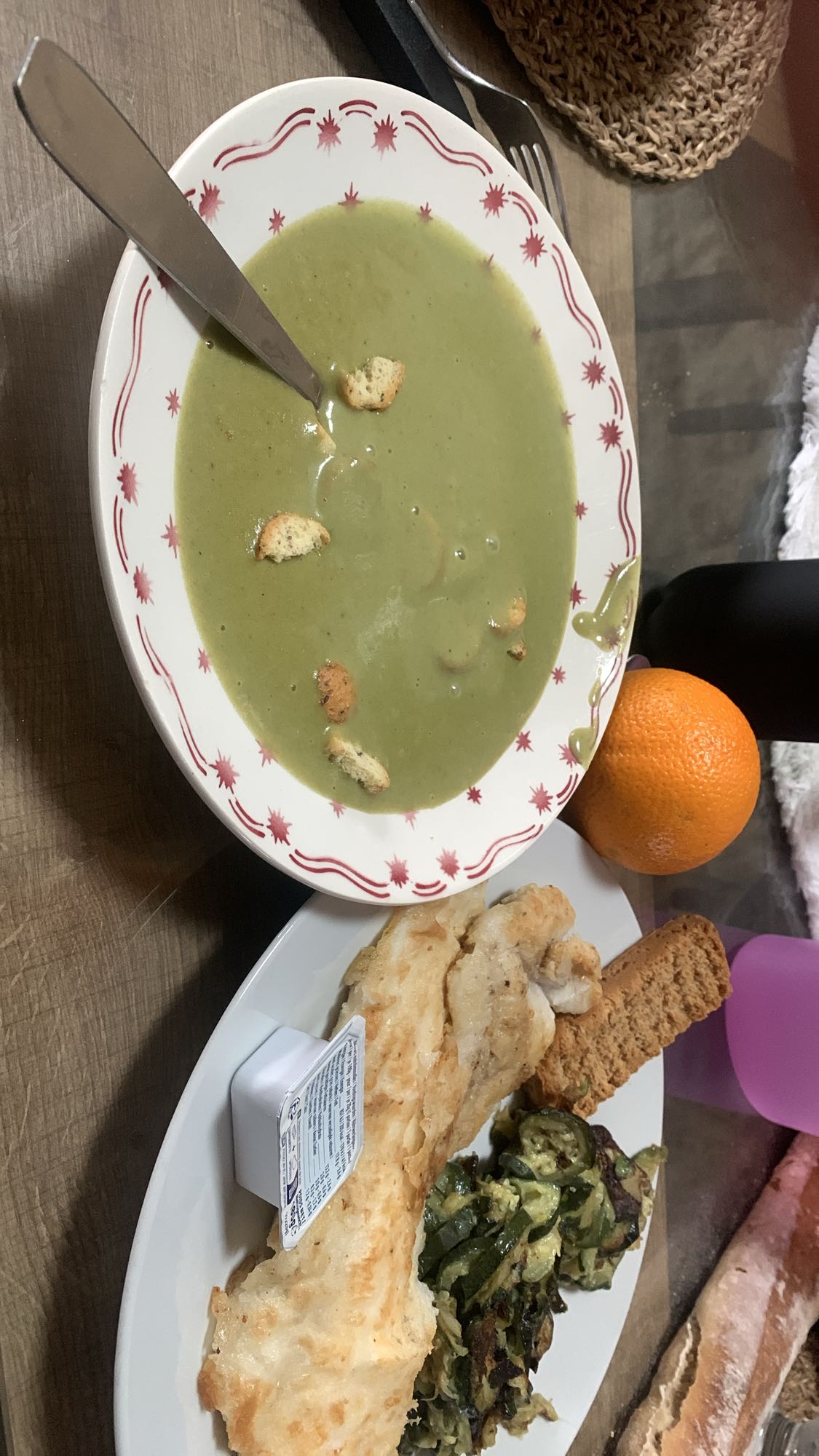 Soupe et poisson pané