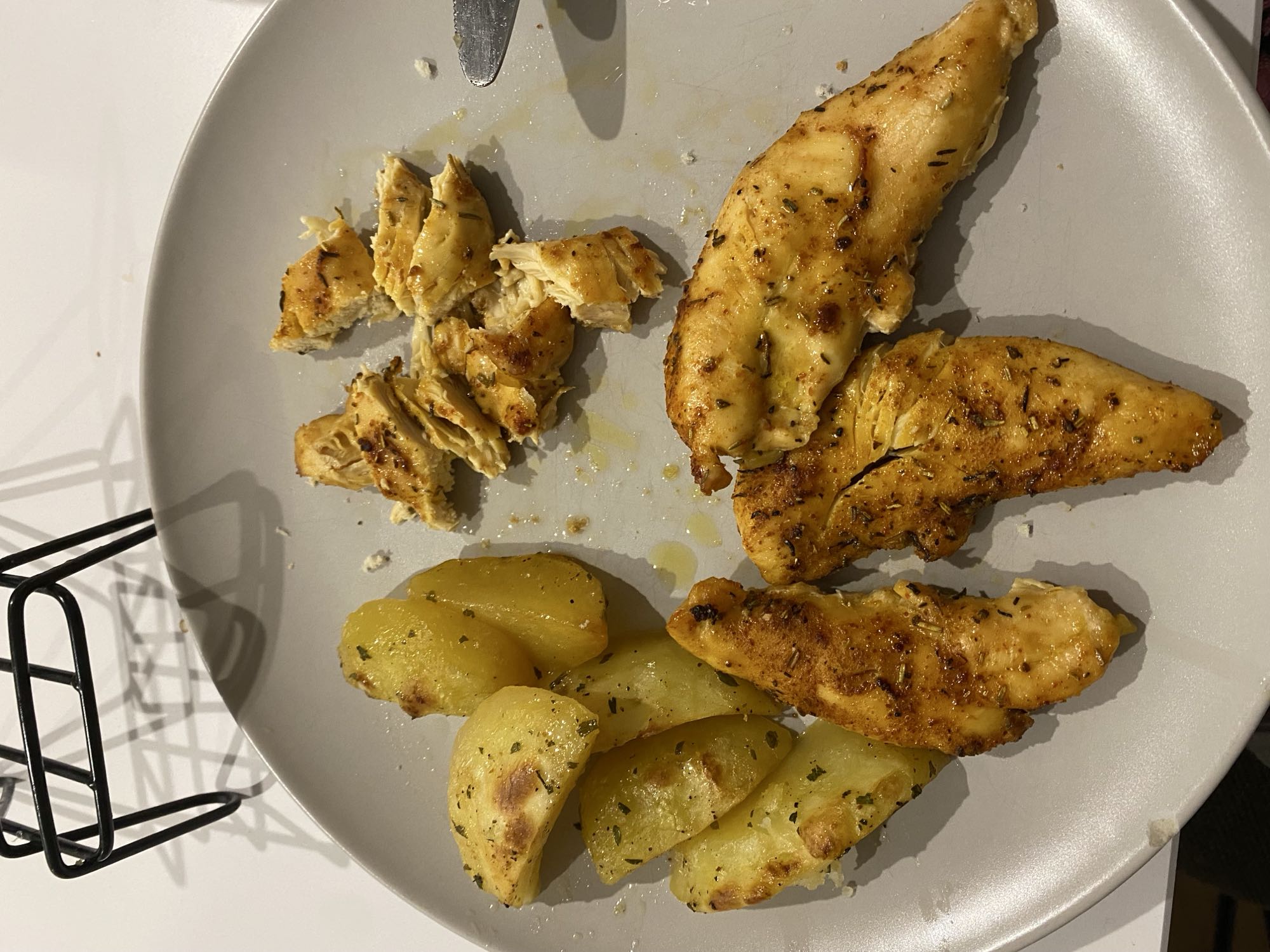 Pollo con papas asadas