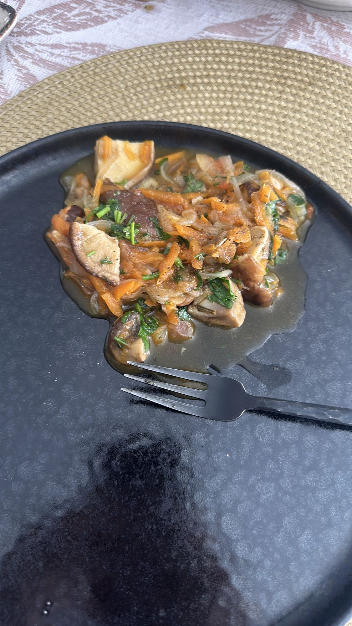 Guiso de hongos y verduras