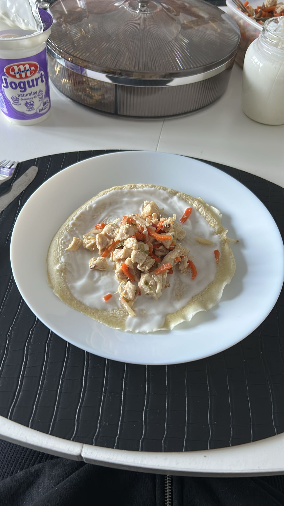 Naleśnik z kurczakiem