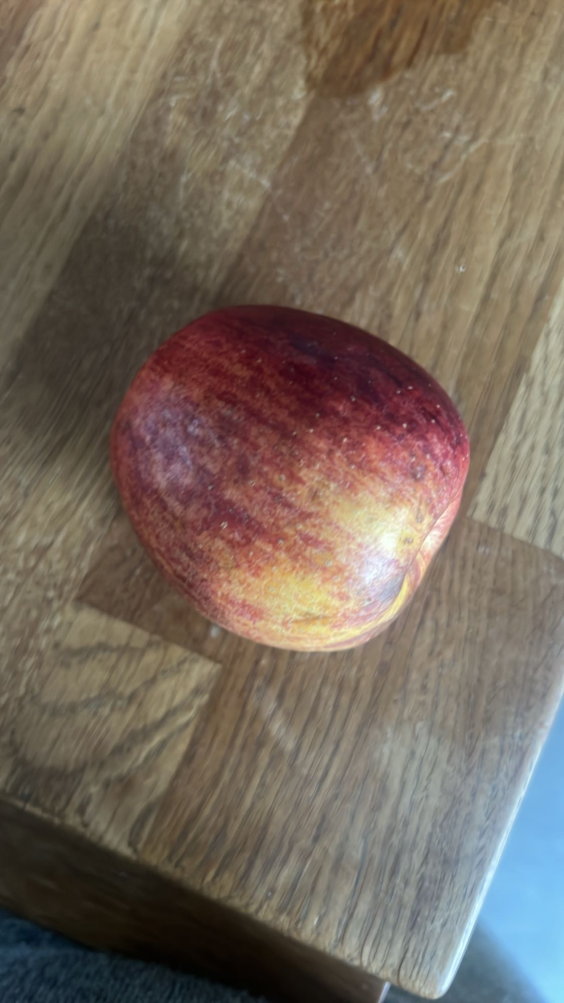 Äpple