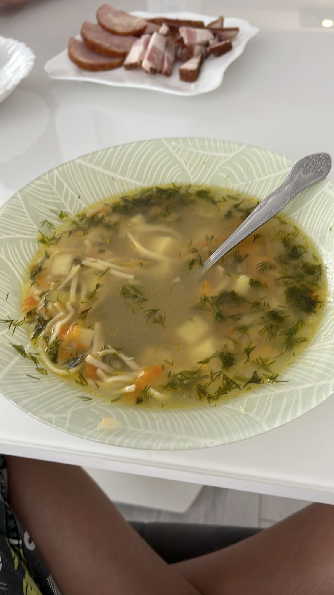 Куриный суп с лапшой