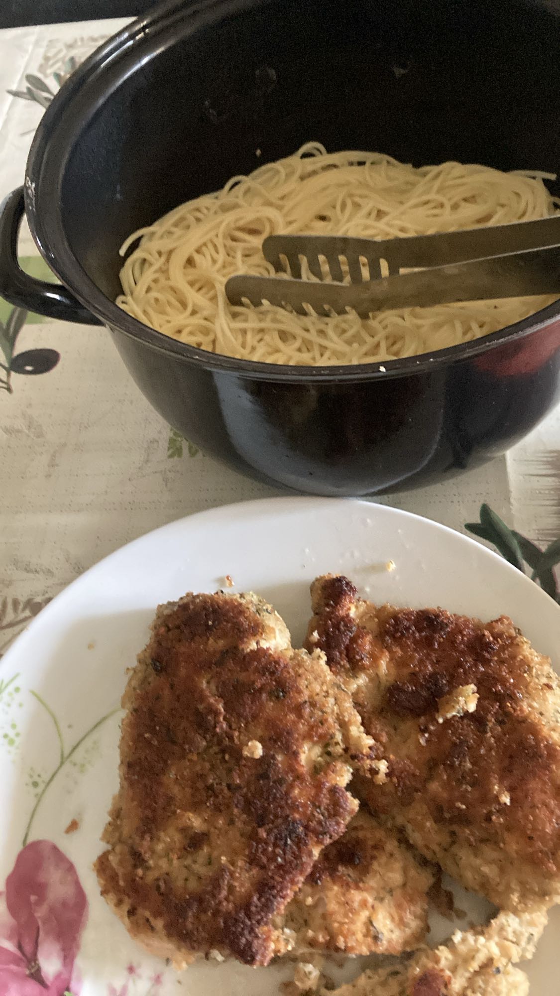 Escalope panée avec pâtes