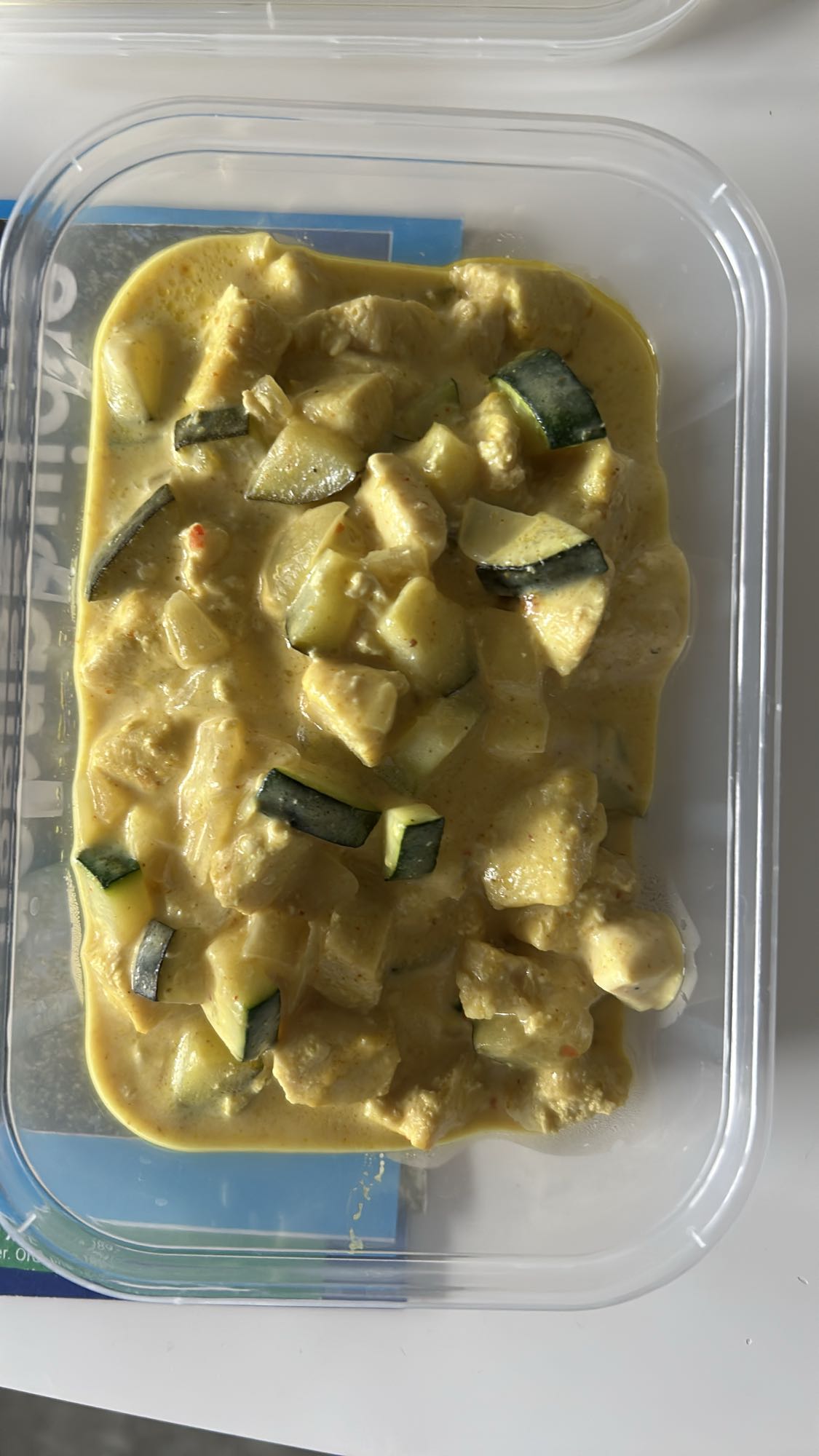 Kycklinggryta med zucchini