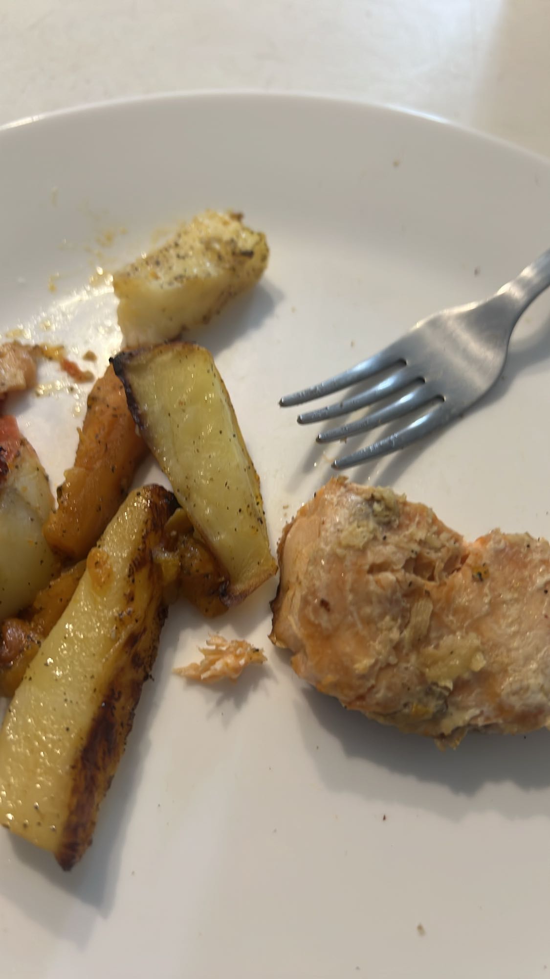 Salmon with Roasted Veggies