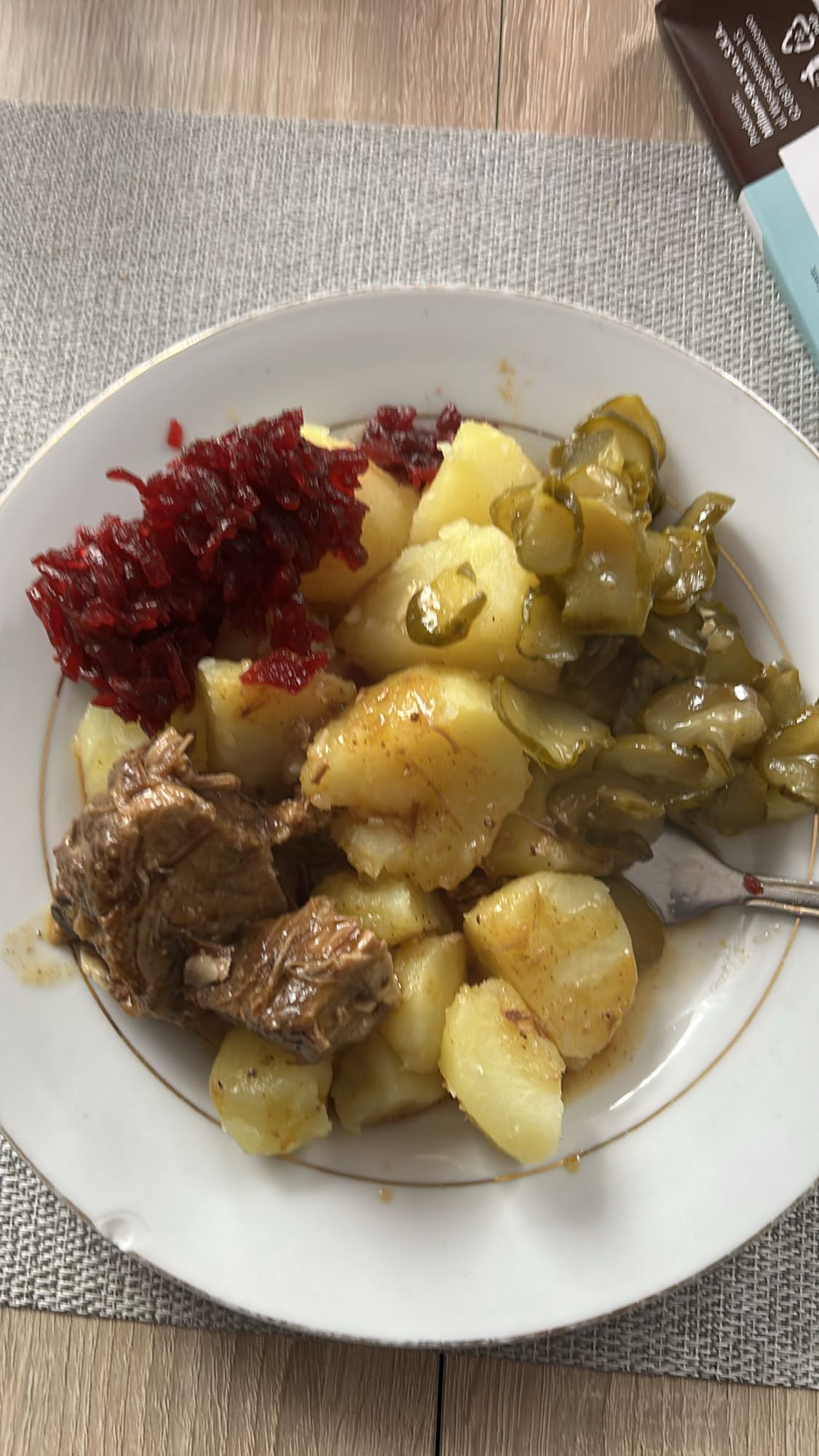 Ziemniaki z wołowiną