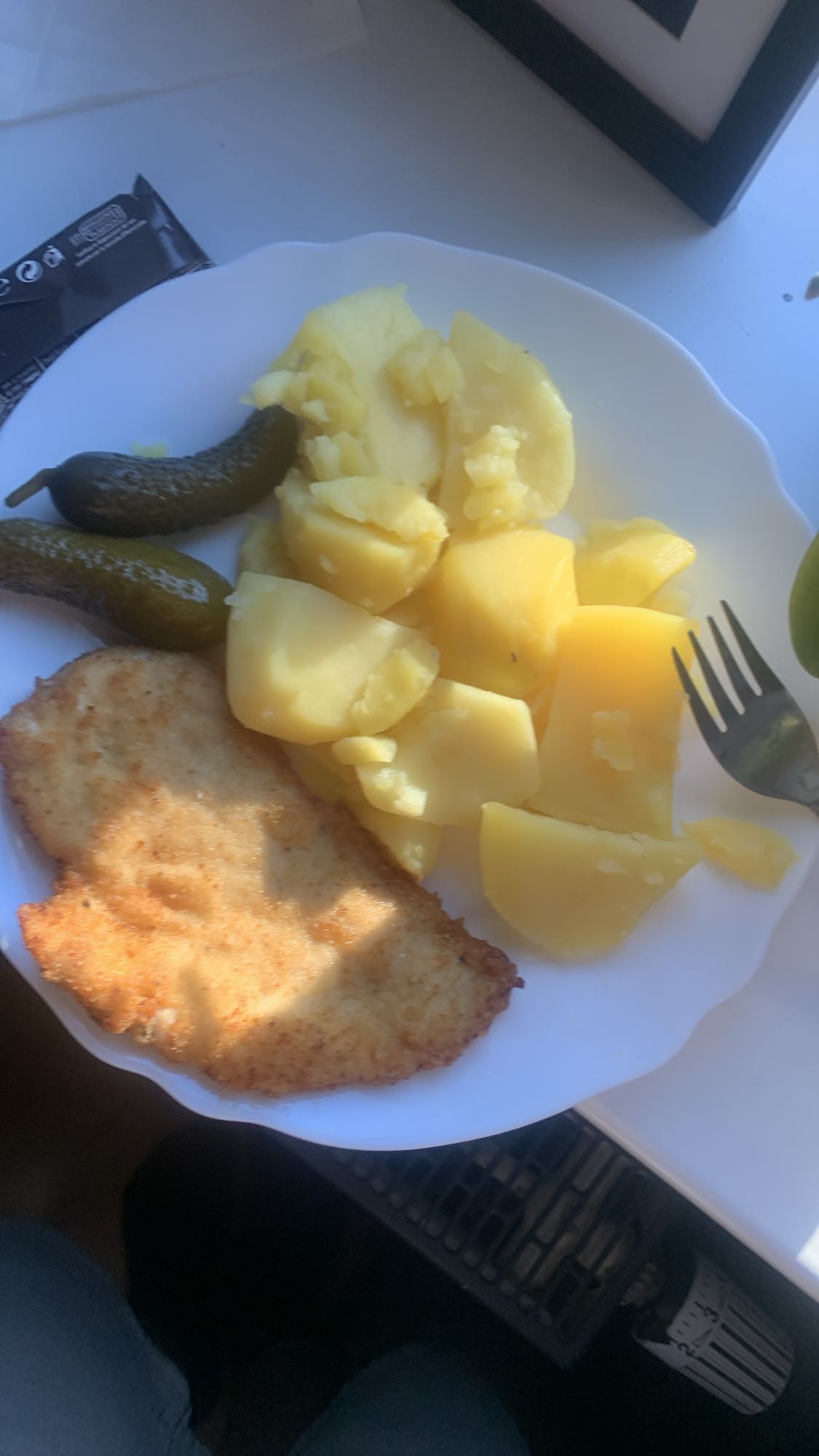 Kotlet schabowy z ziemniakami