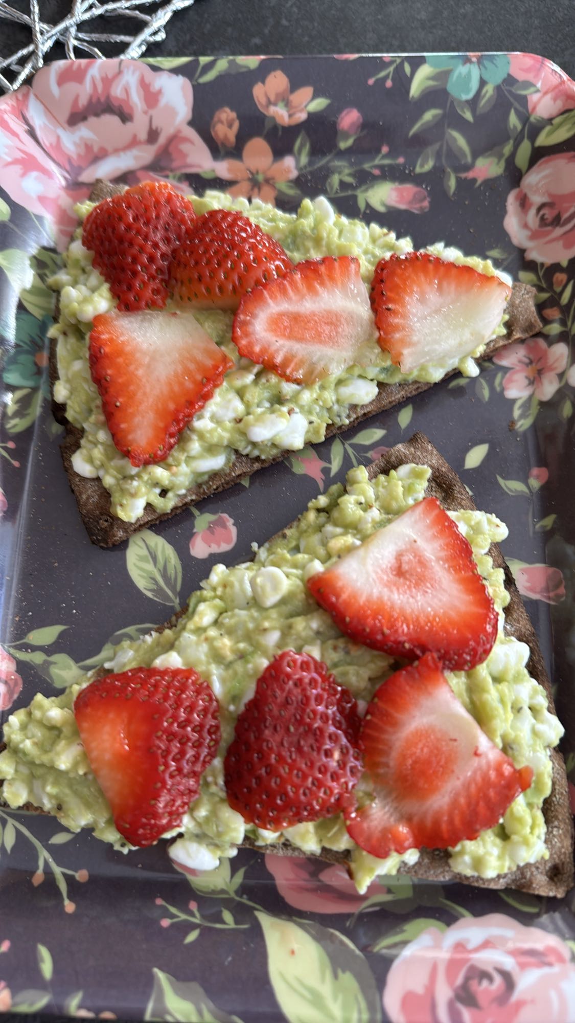 Knäckebröd med avokado