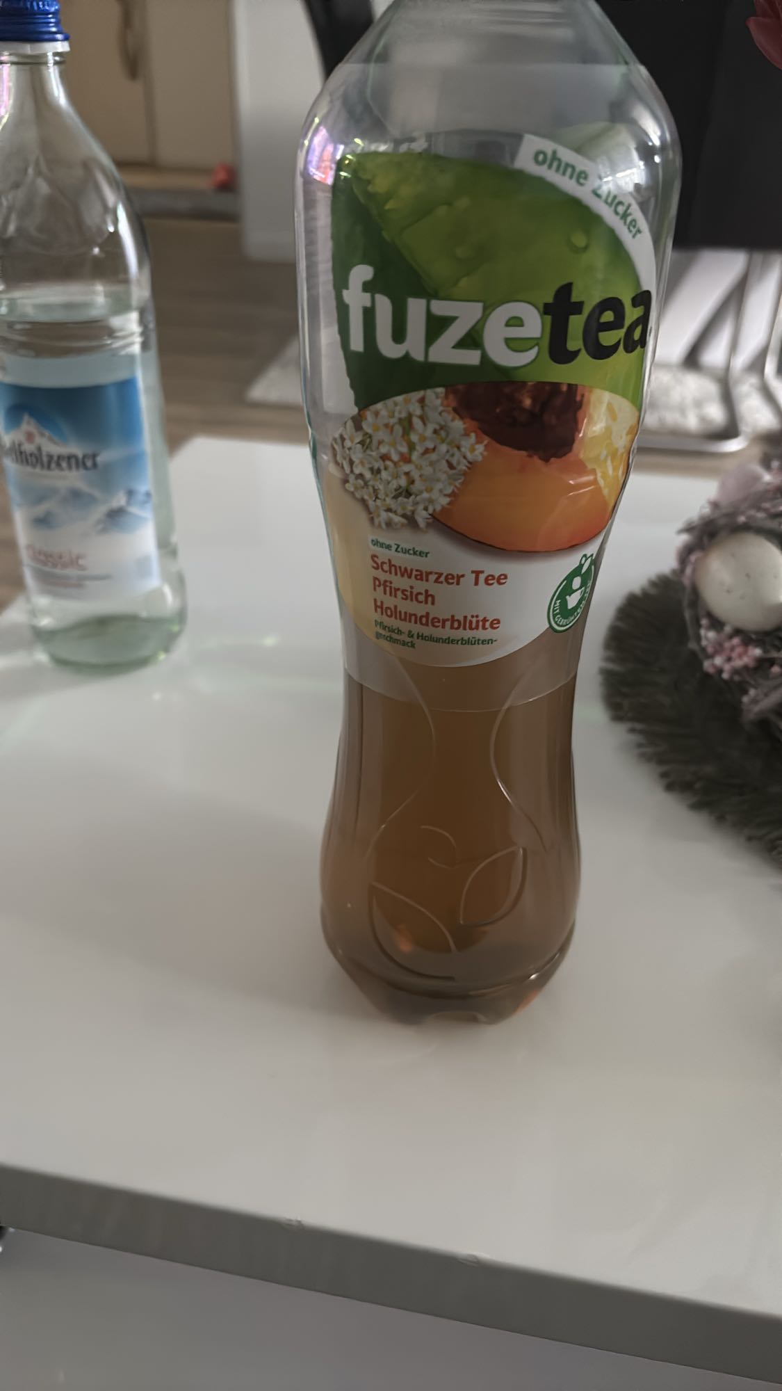 Fuze Tea Crni Čaj Breskva