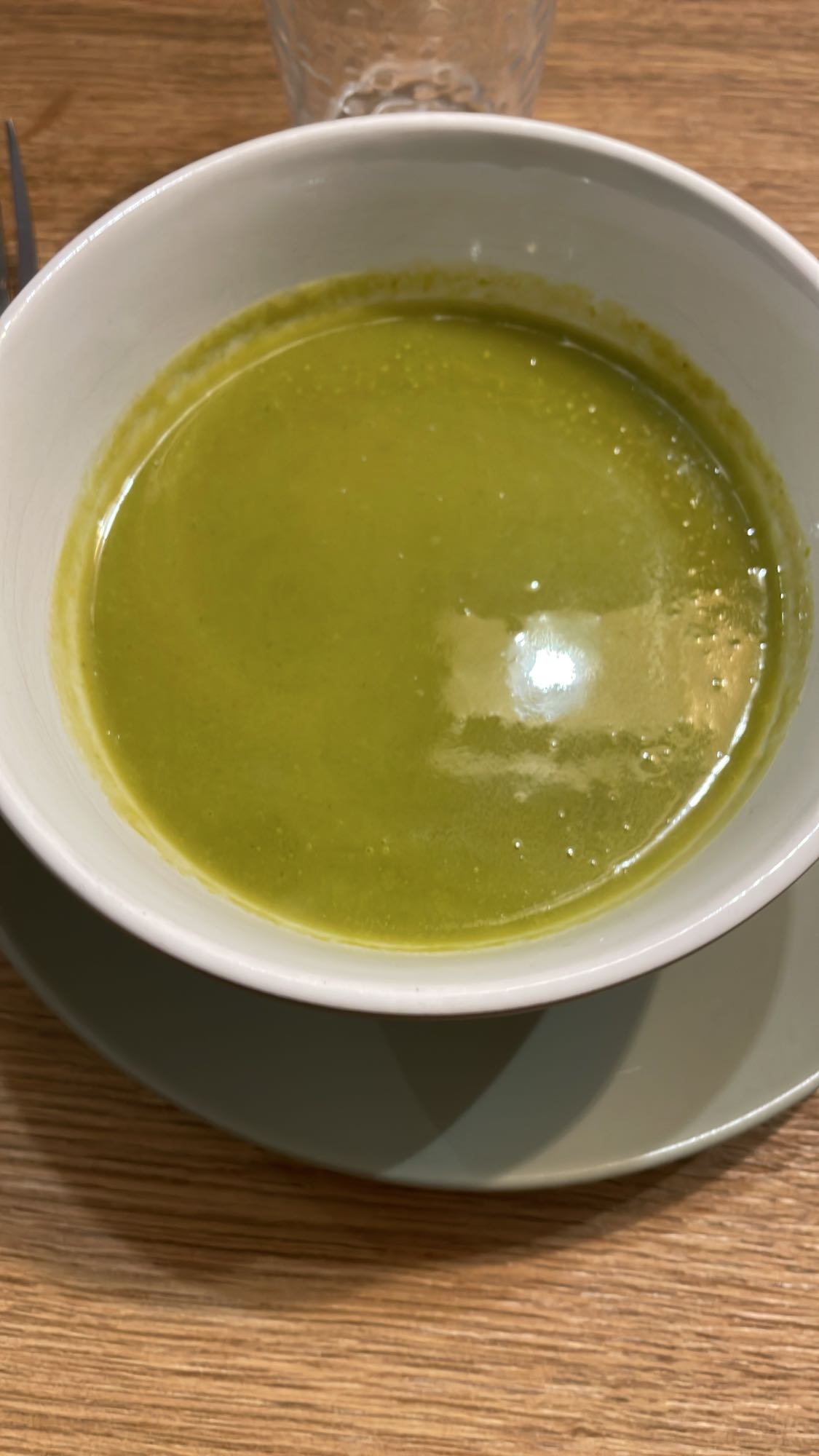 Soupe de légumes verts
