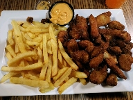 Pollo frito con papas