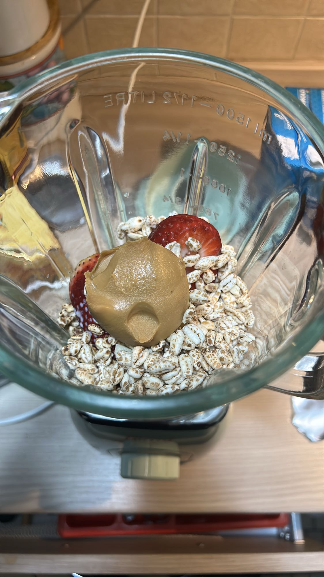 Strawberry Peanut Smoothie