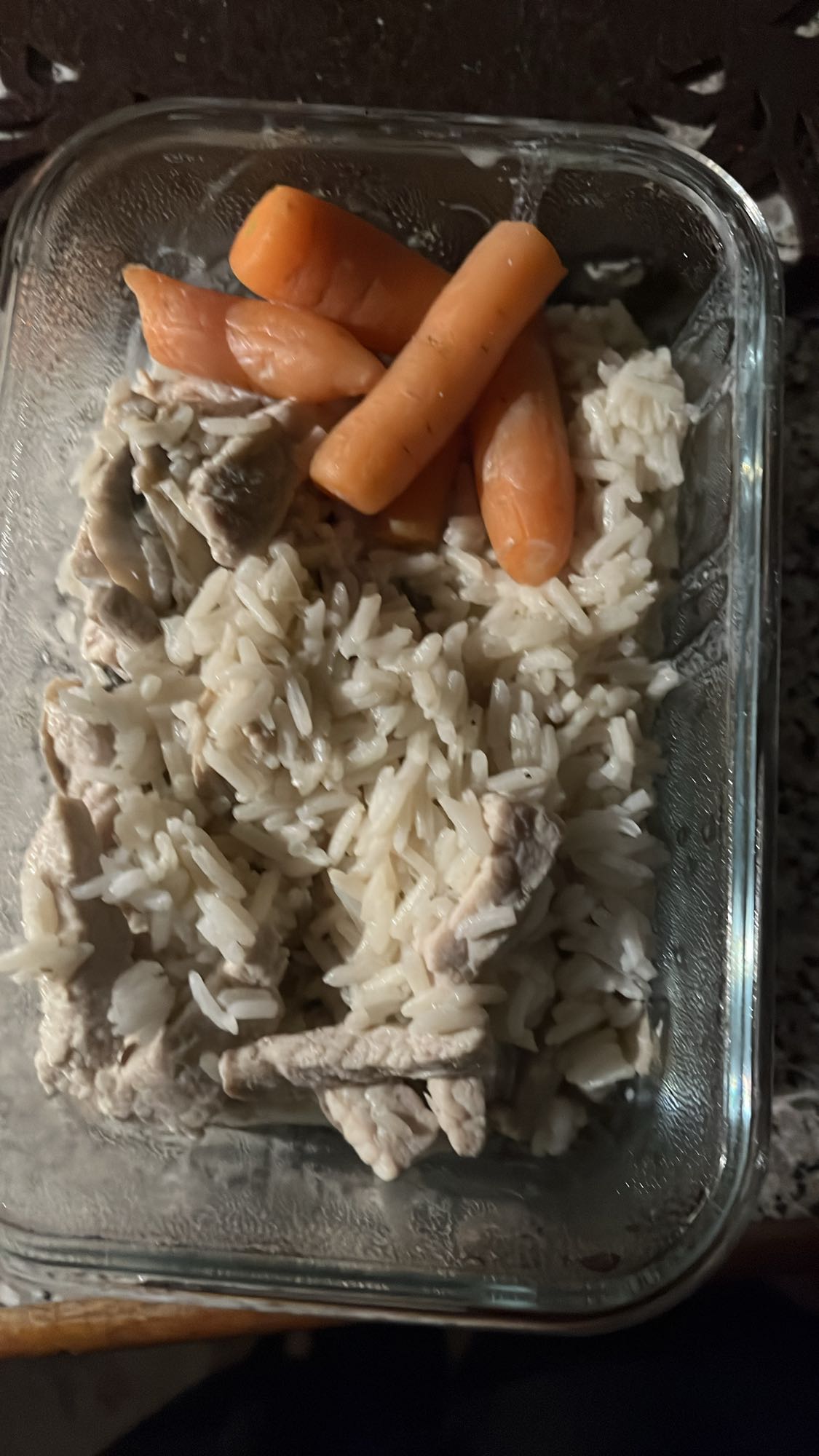 Kyckling med ris och morötter