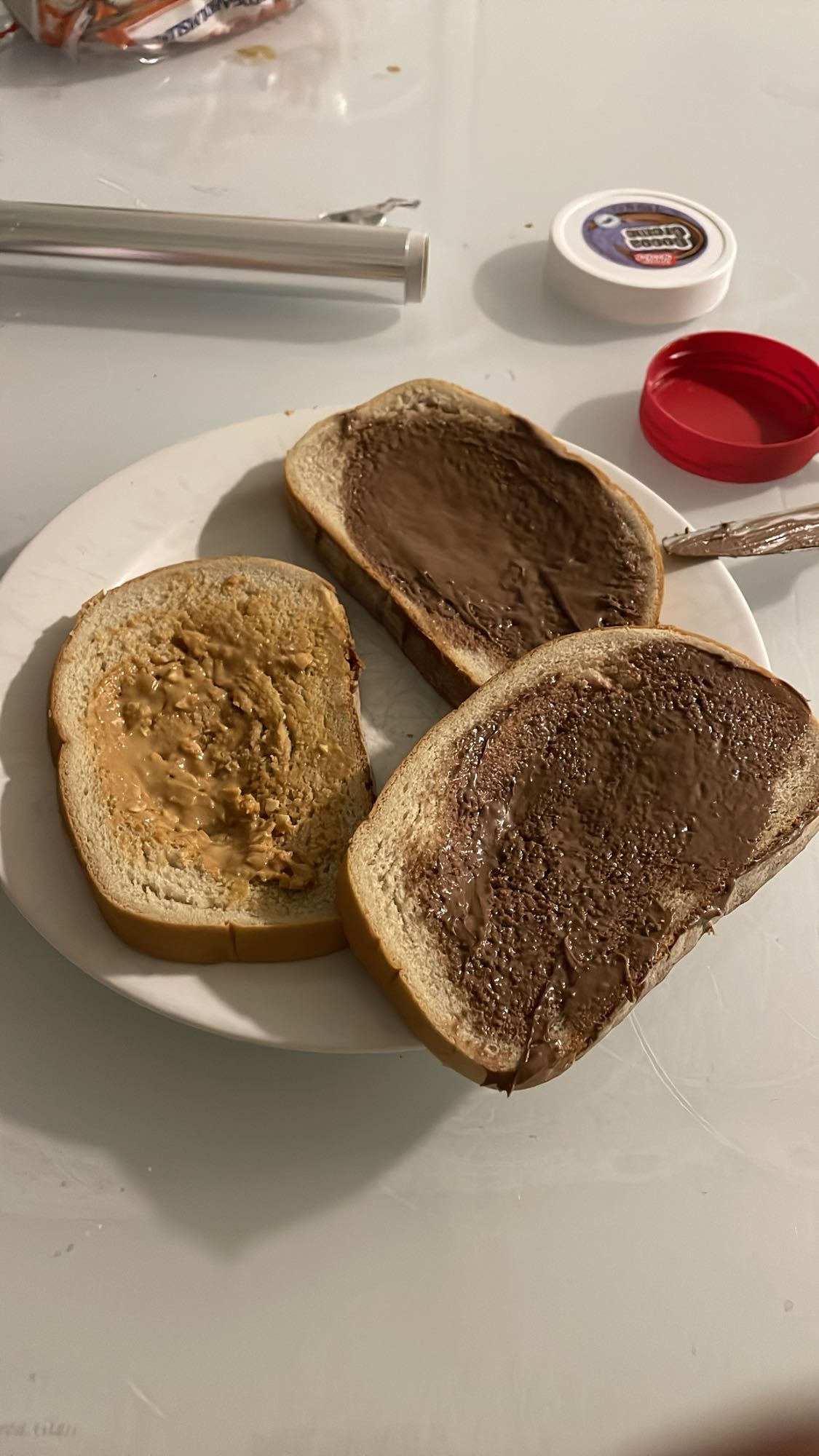 Jordnötssmör och chokladbröd