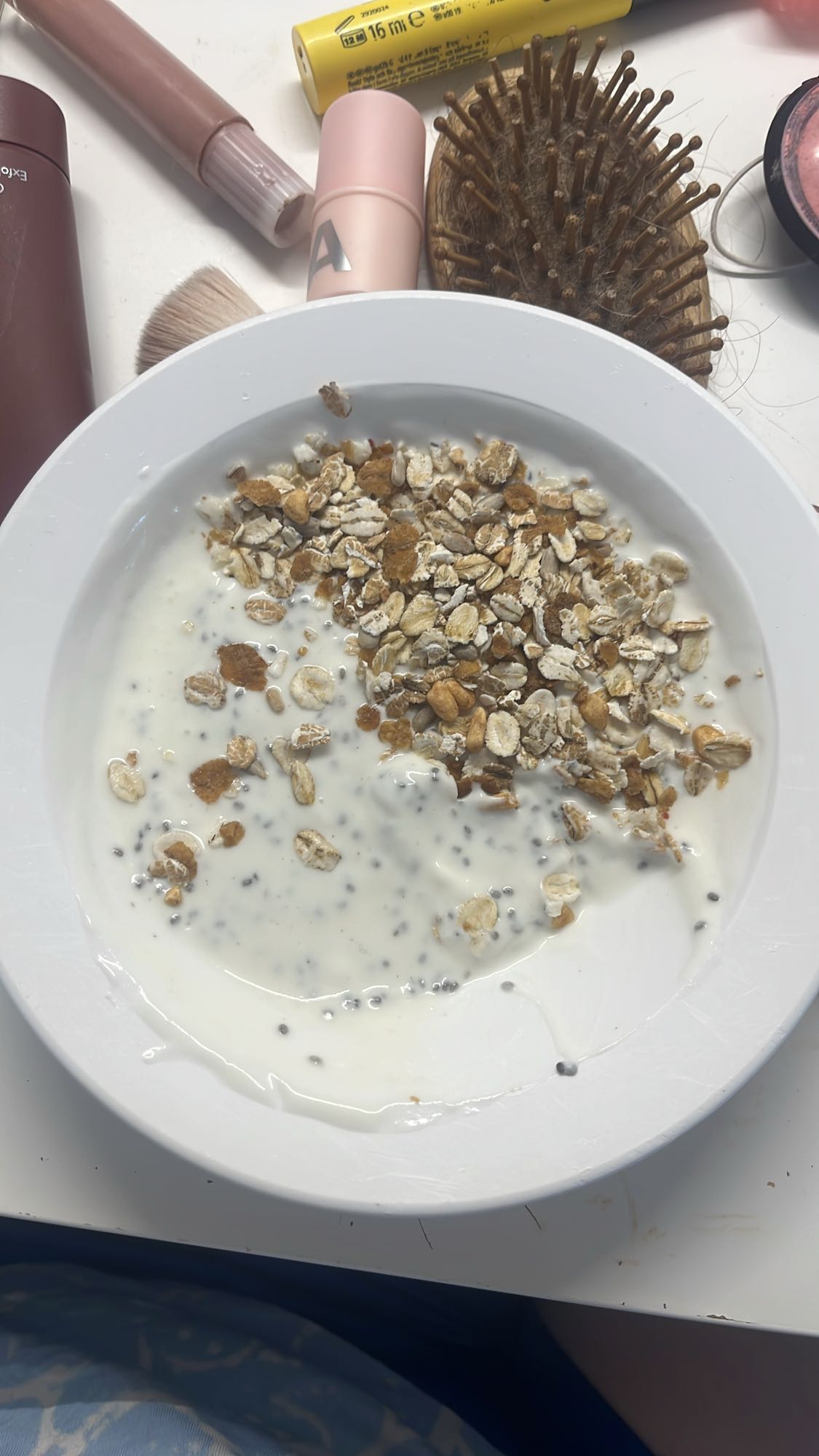 Yoghurt med müsli