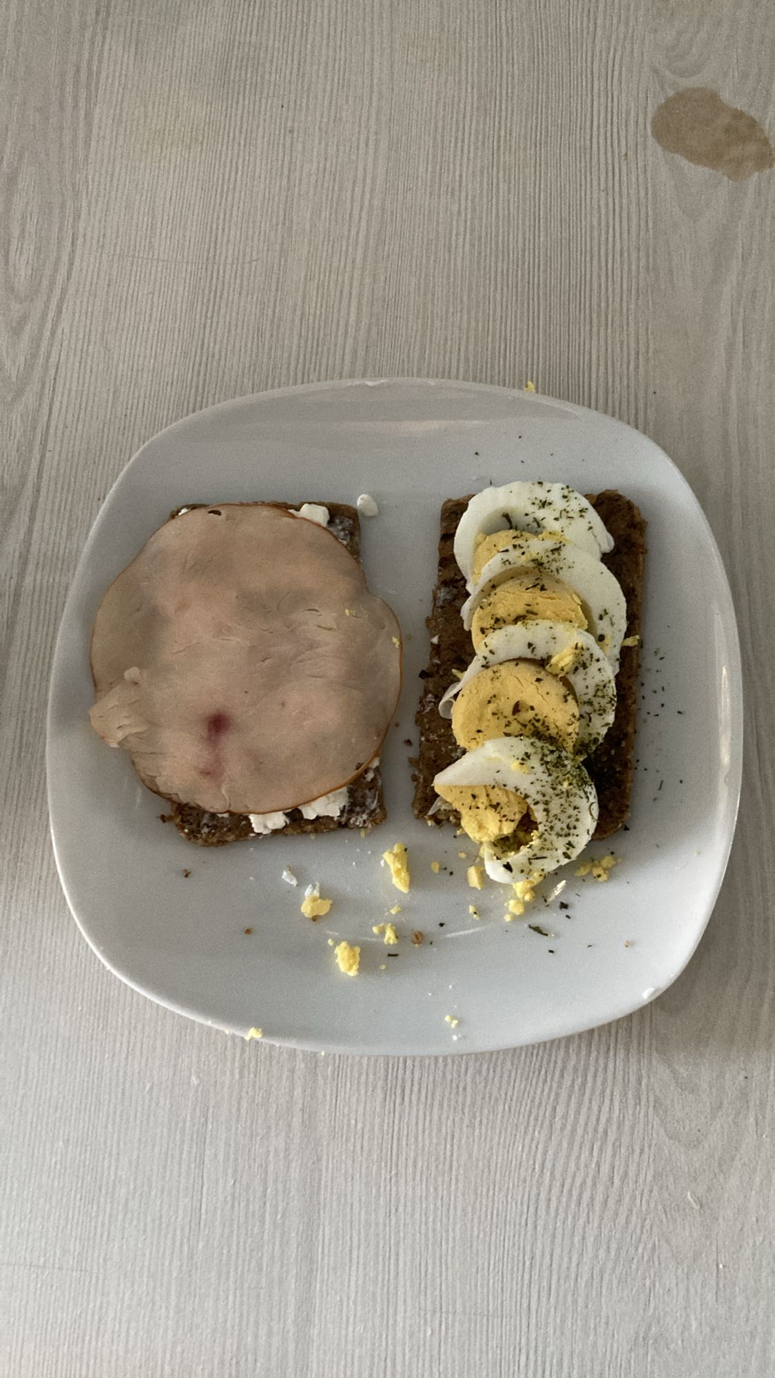 Knäckebrot mit Belag