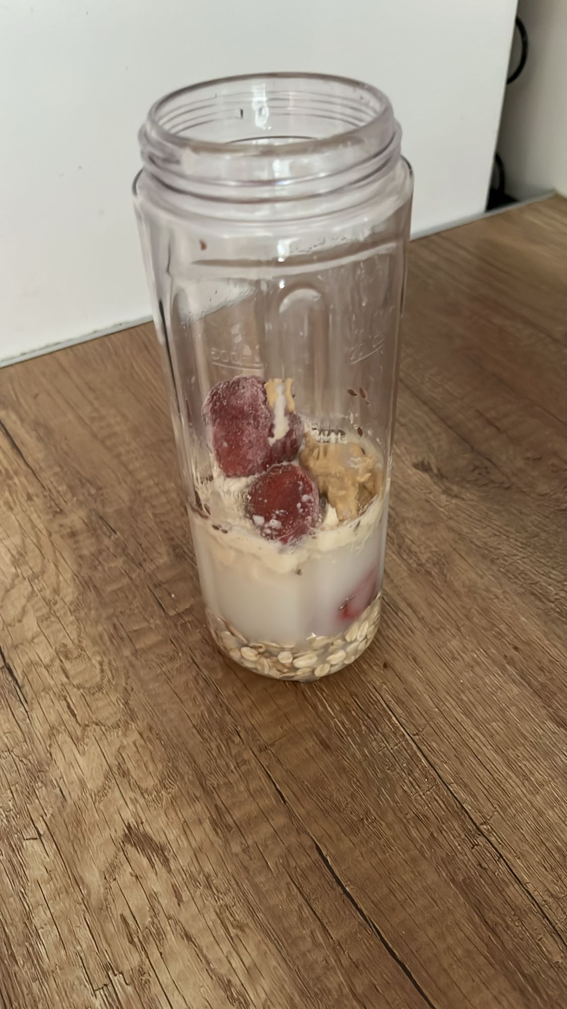 Koktajl białkowy z owocami