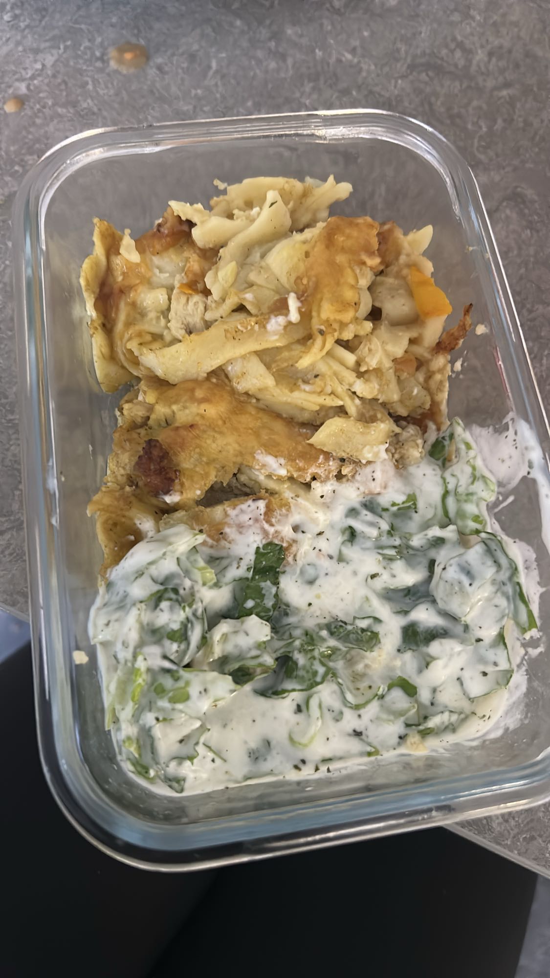 Kycklingpasta med sås