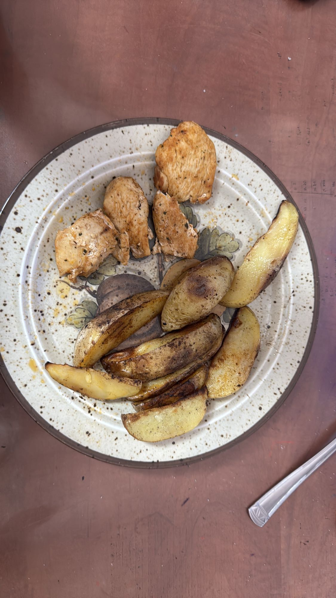 Kurczak z pieczonymi ziemniakami