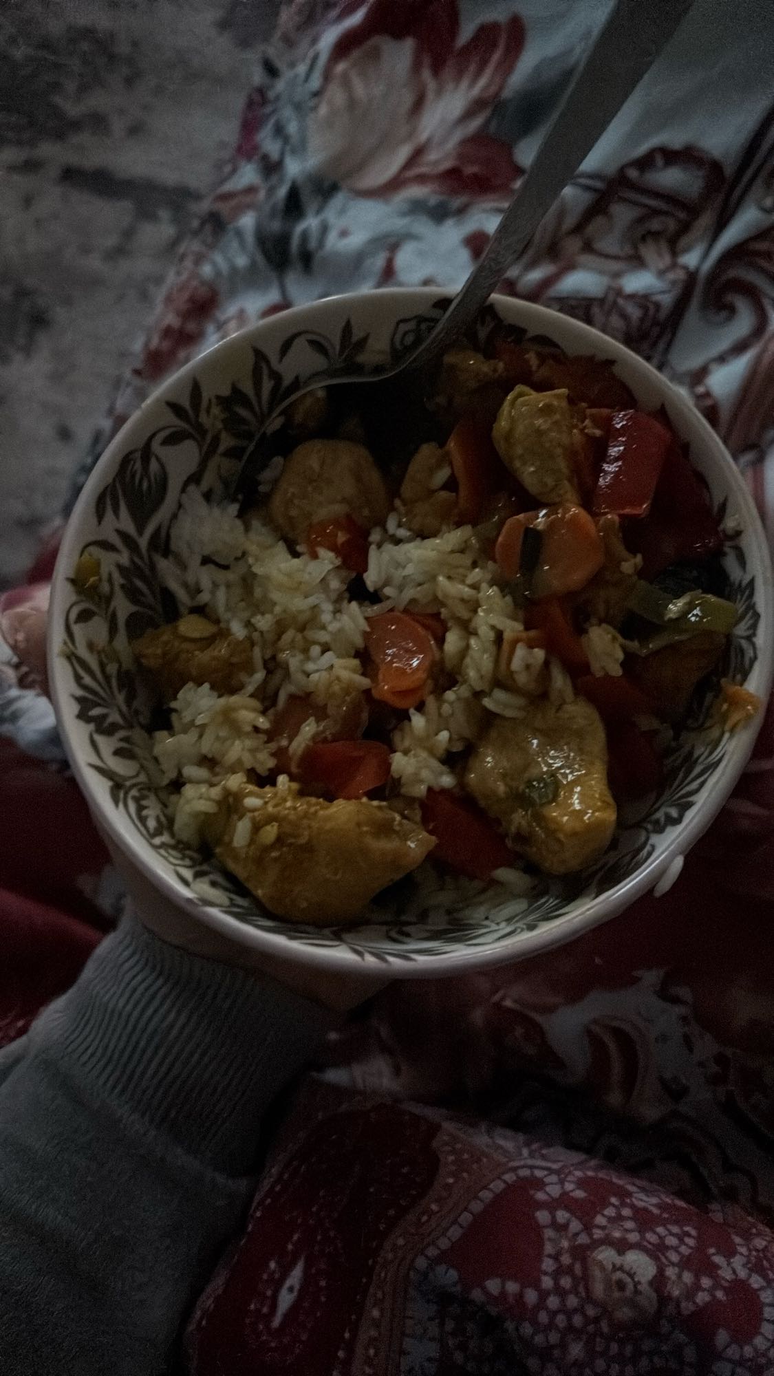 Kurczak z warzywami i ryżem