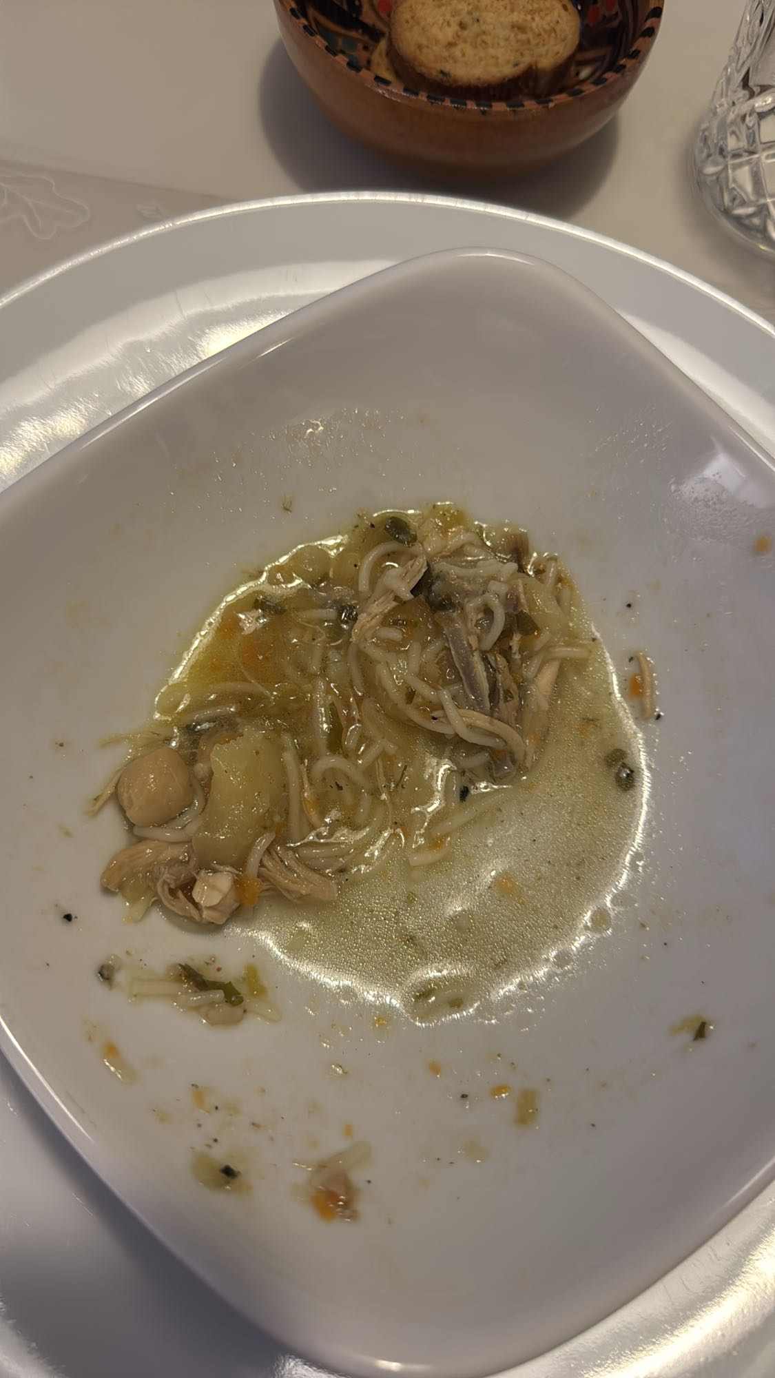 Kycklingsoppa med nudlar