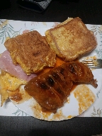 Tostadas francesas y salchicha