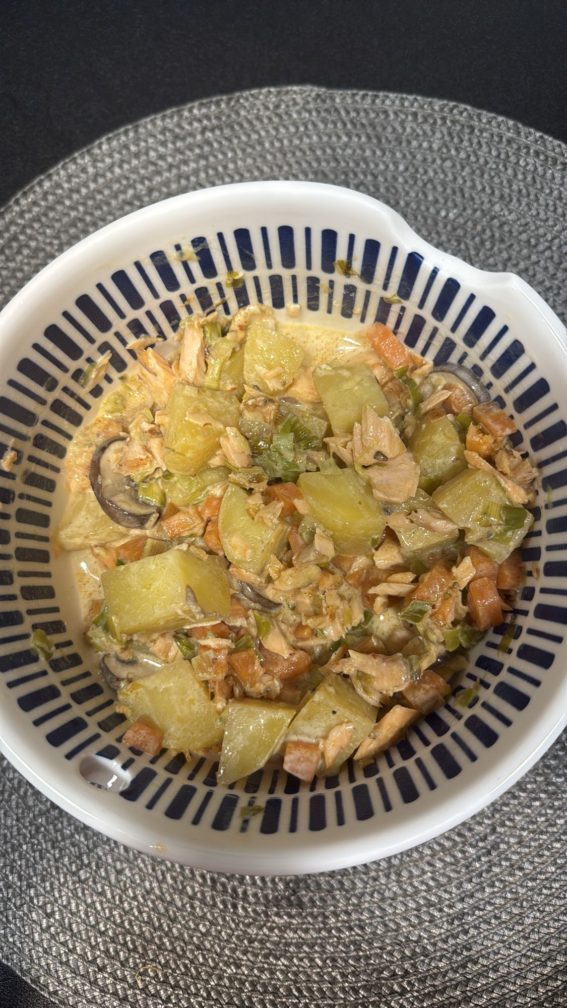 Ragoût de saumon et légumes