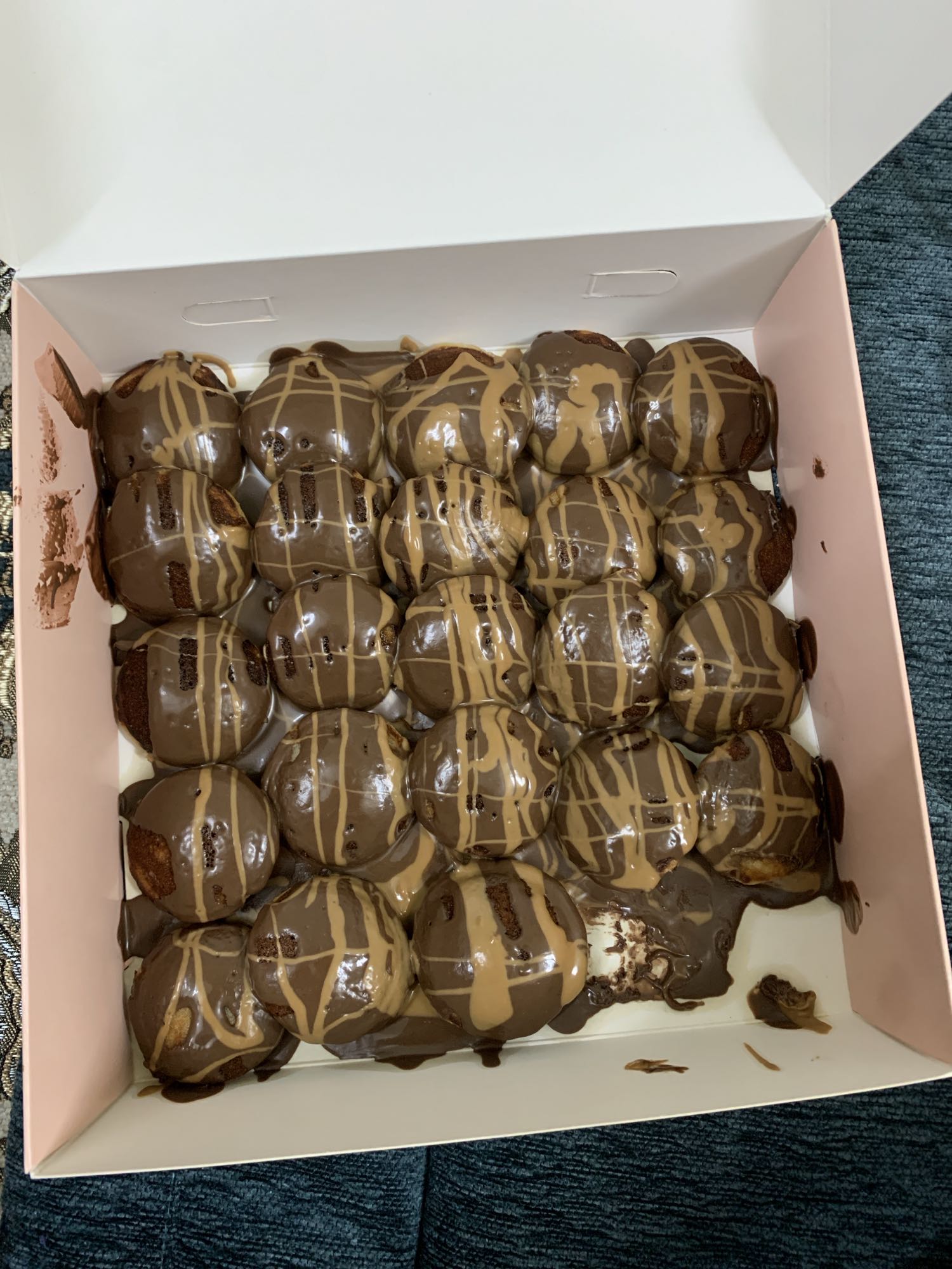 Chocolate Drizzled Pancakes