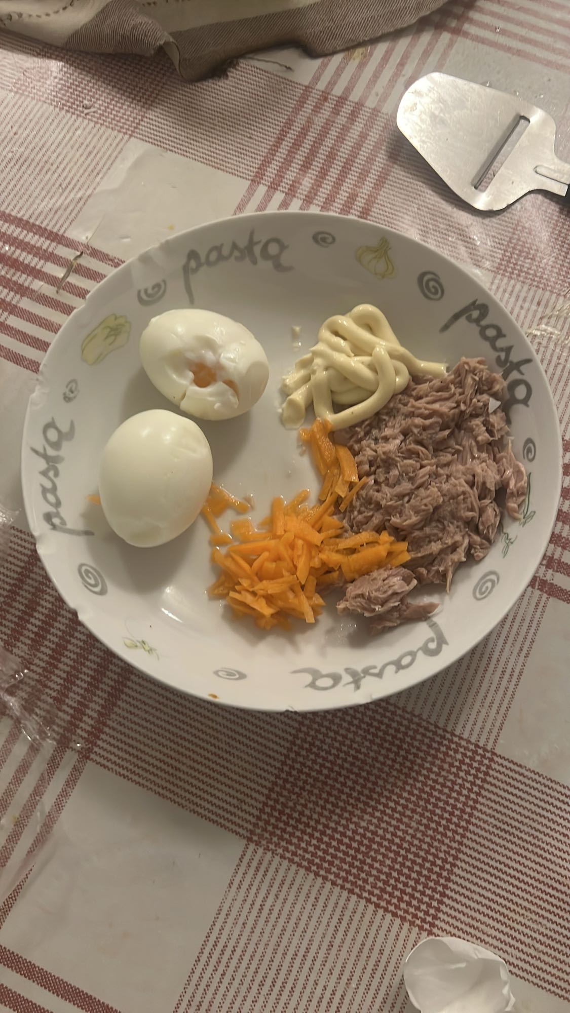 Tonfisksallad med ägg