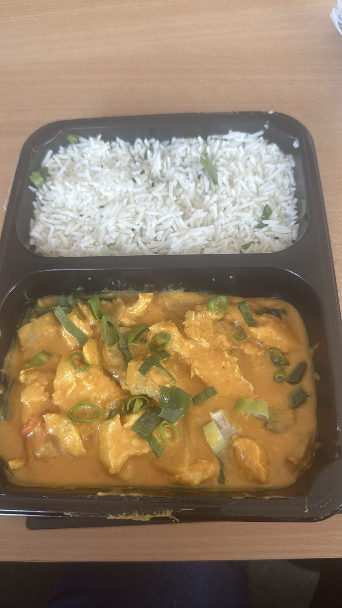 Kurczak curry z ryżem