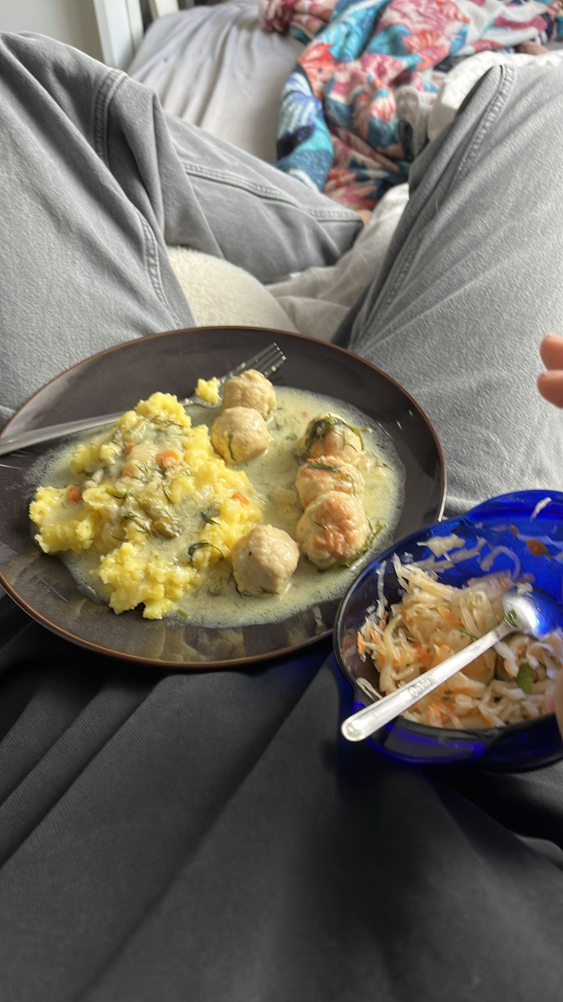 Klopsiki w sosie koperkowym