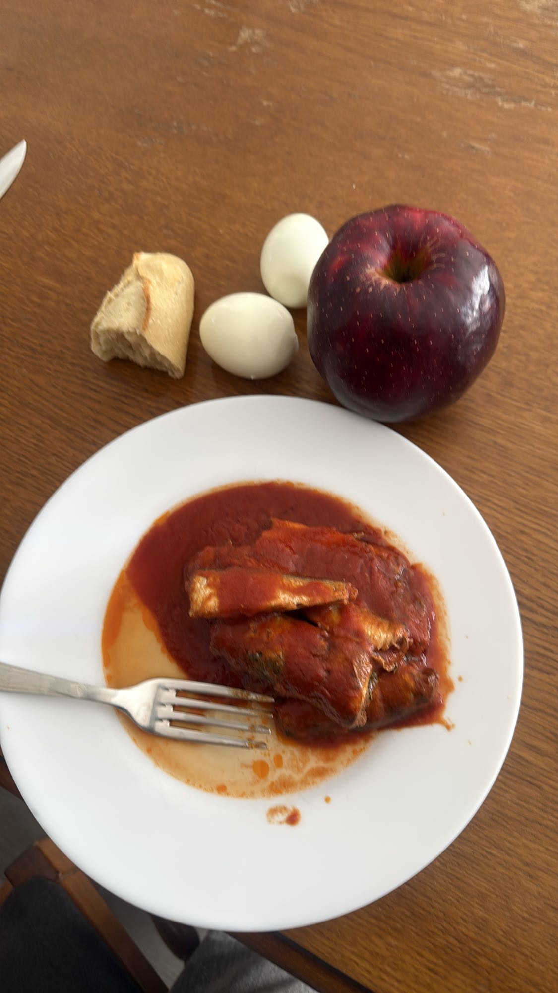 Sardines à la sauce tomate