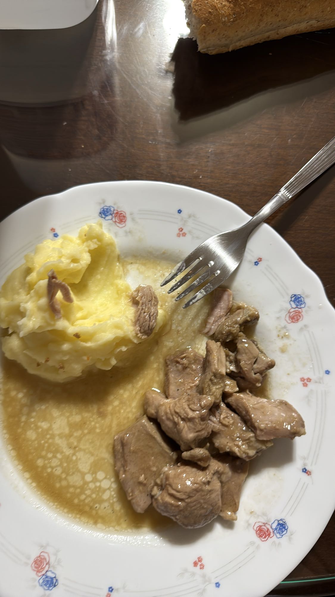 Puré de papas con carne