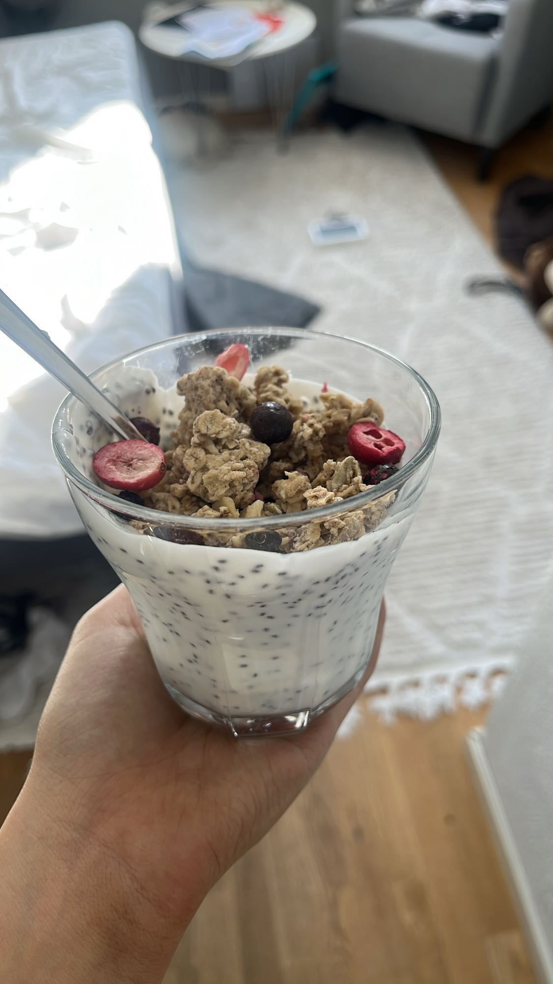 Yoghurt med granola