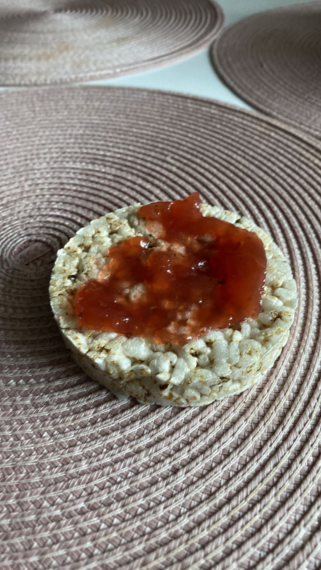 Wafelek ryżowy z dżemem