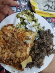 Lasagne mit Beilagen