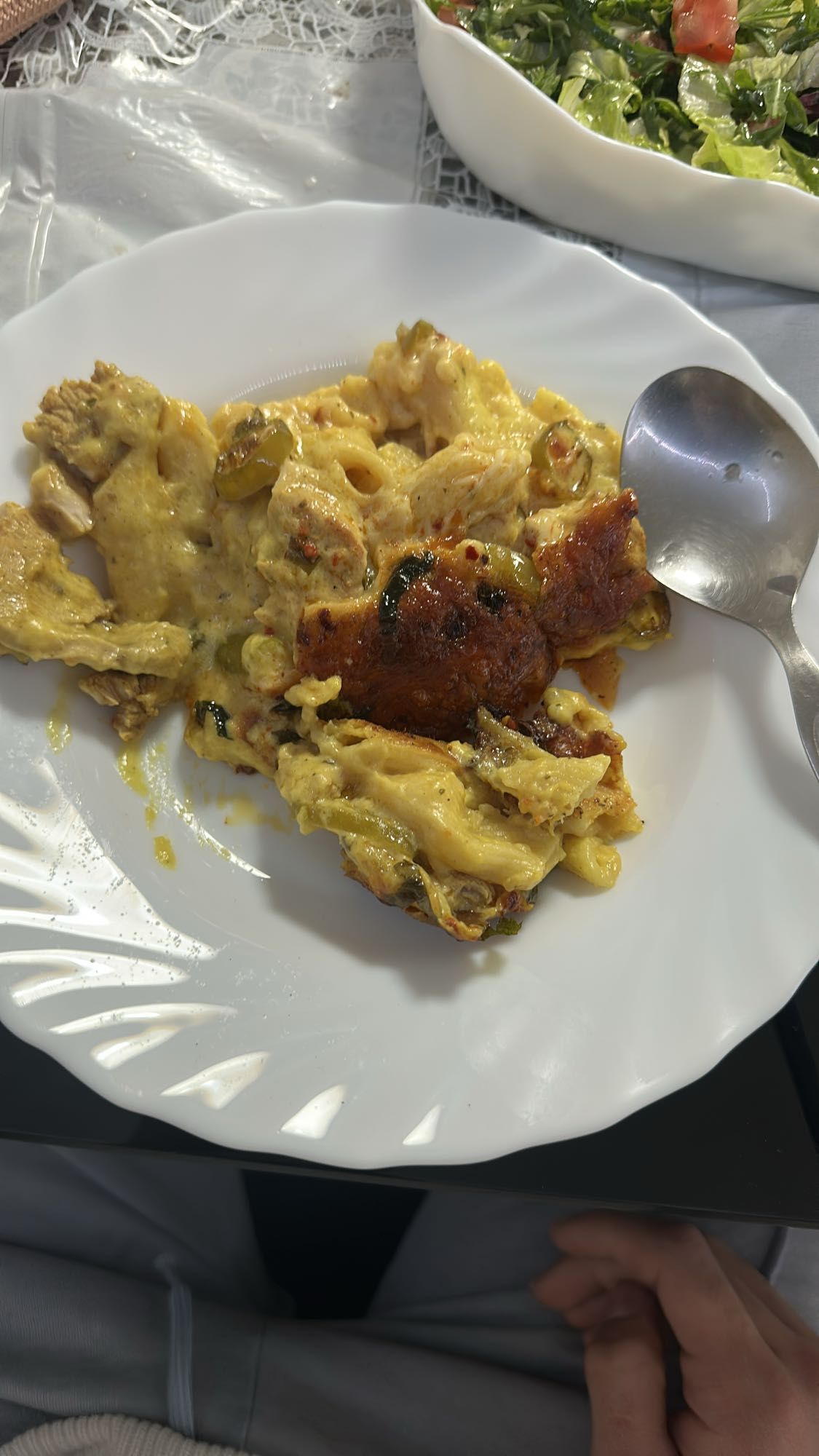 Überbackene Hähnchen-Pasta