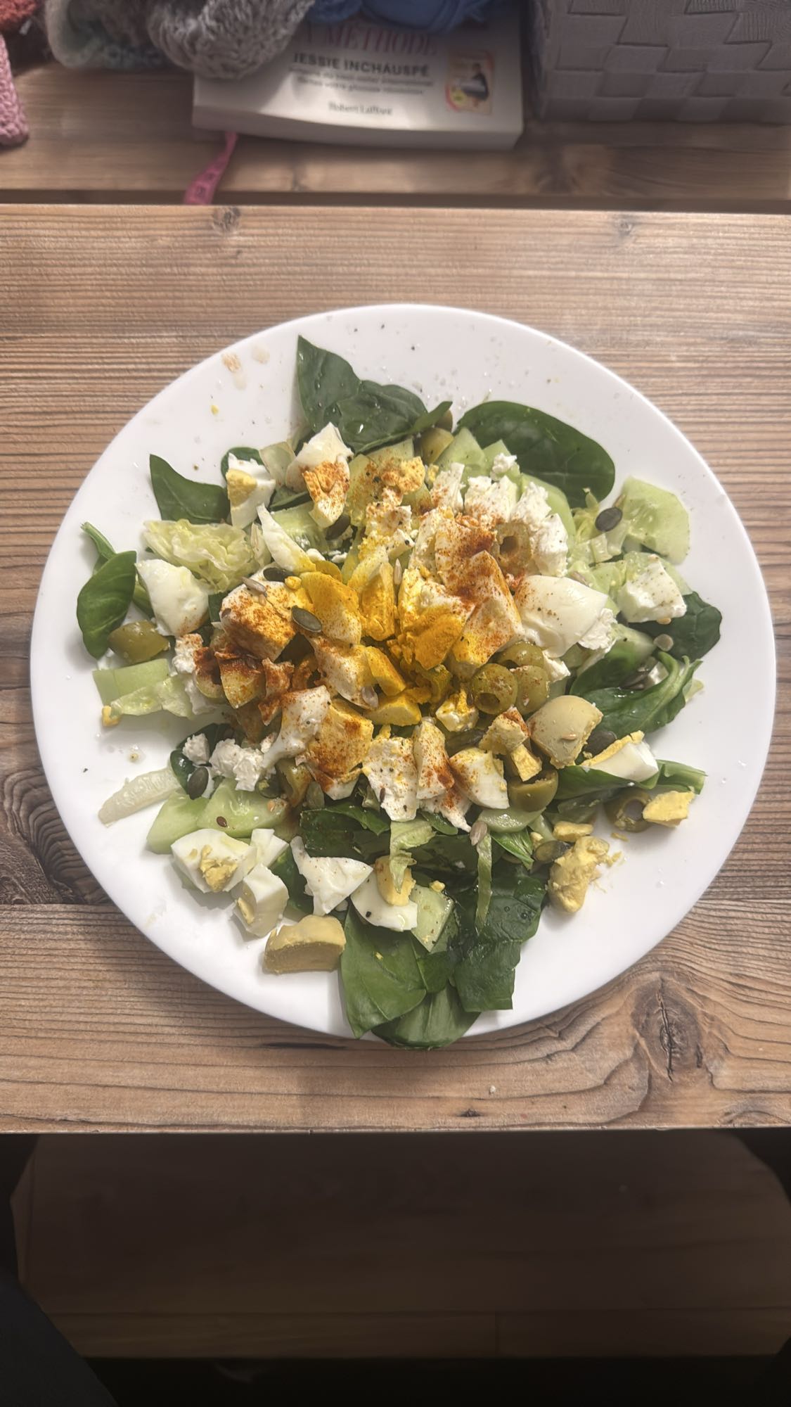 Salade aux œufs et épinards