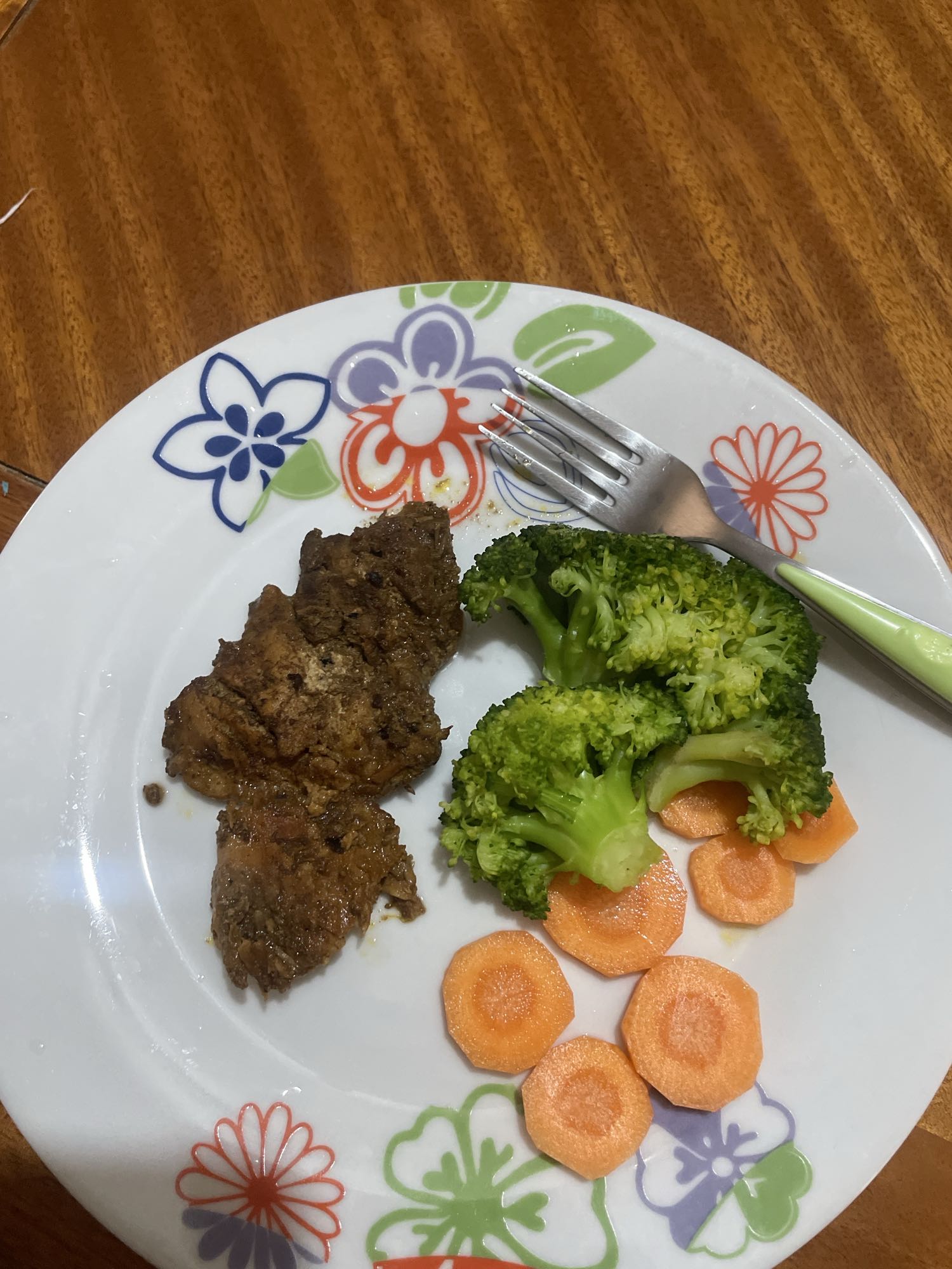 Hígado con verduras