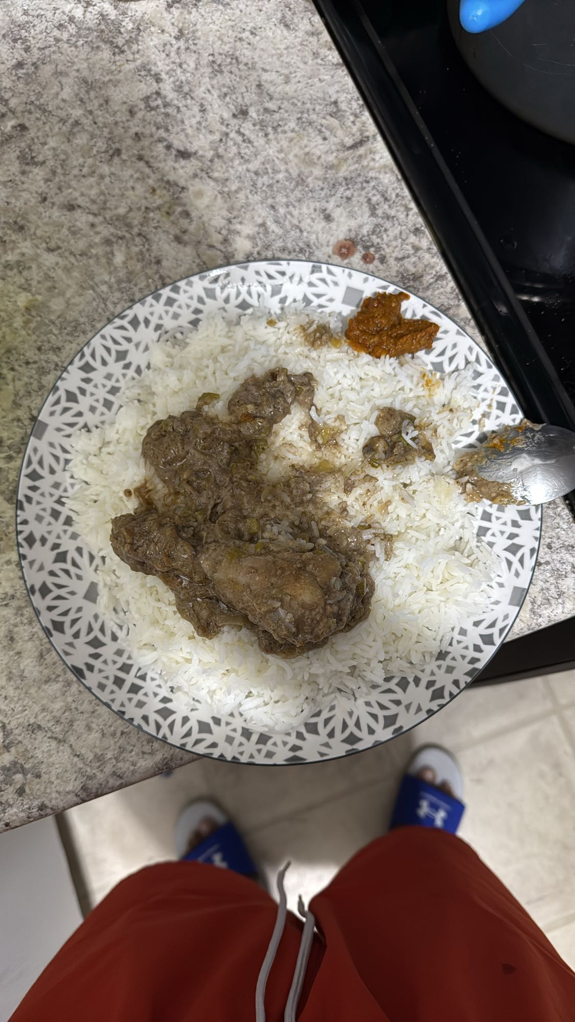 Riz avec sauce viande