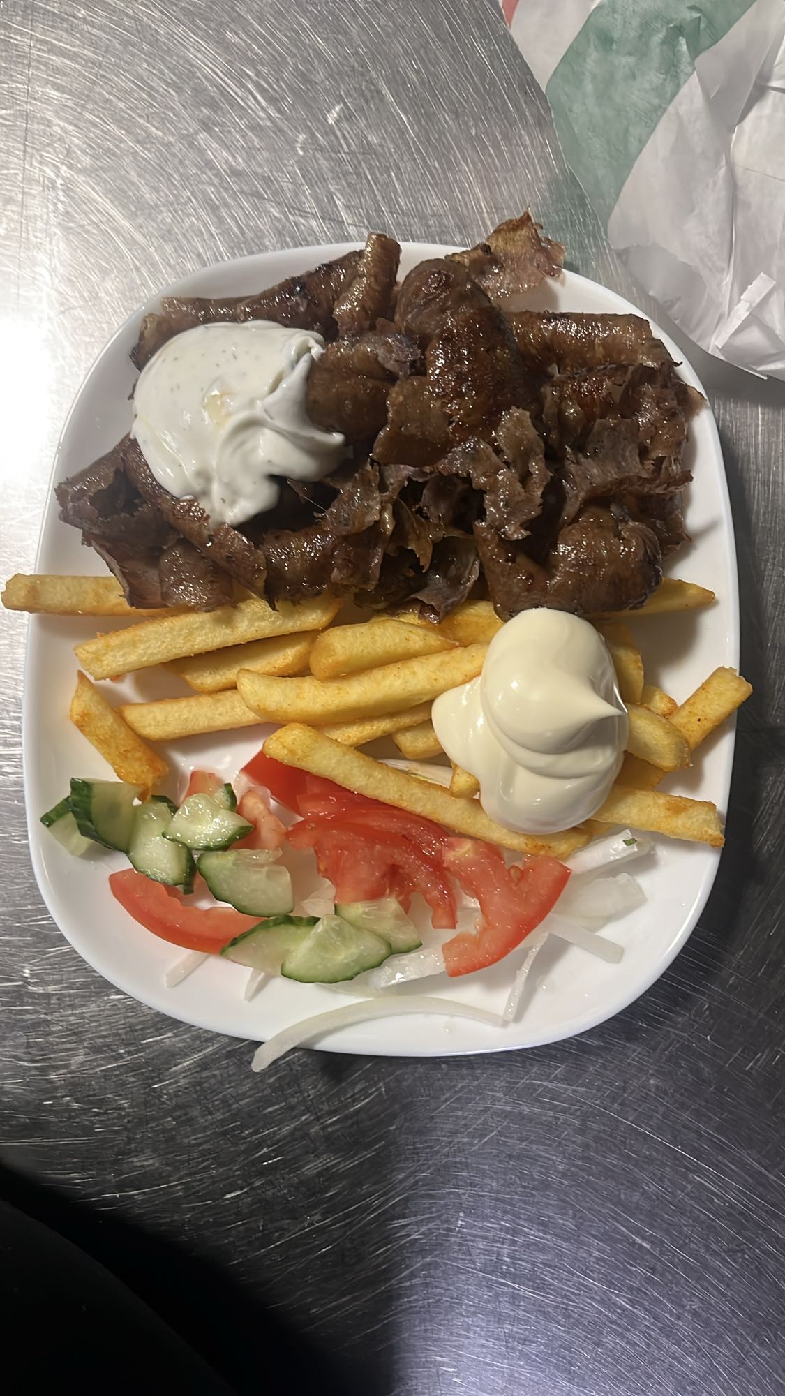 Döner Teller mit Pommes