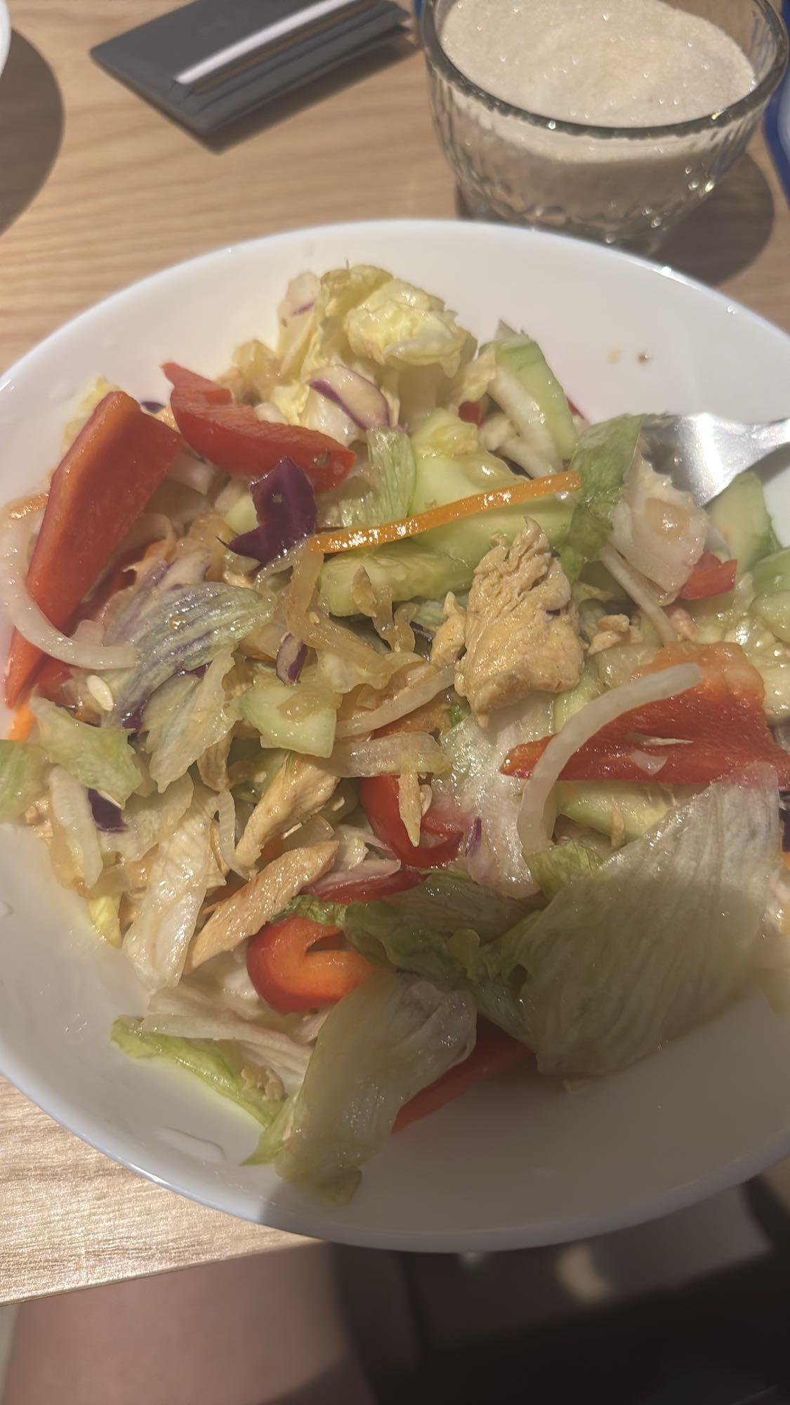 Куриный салат с овощами